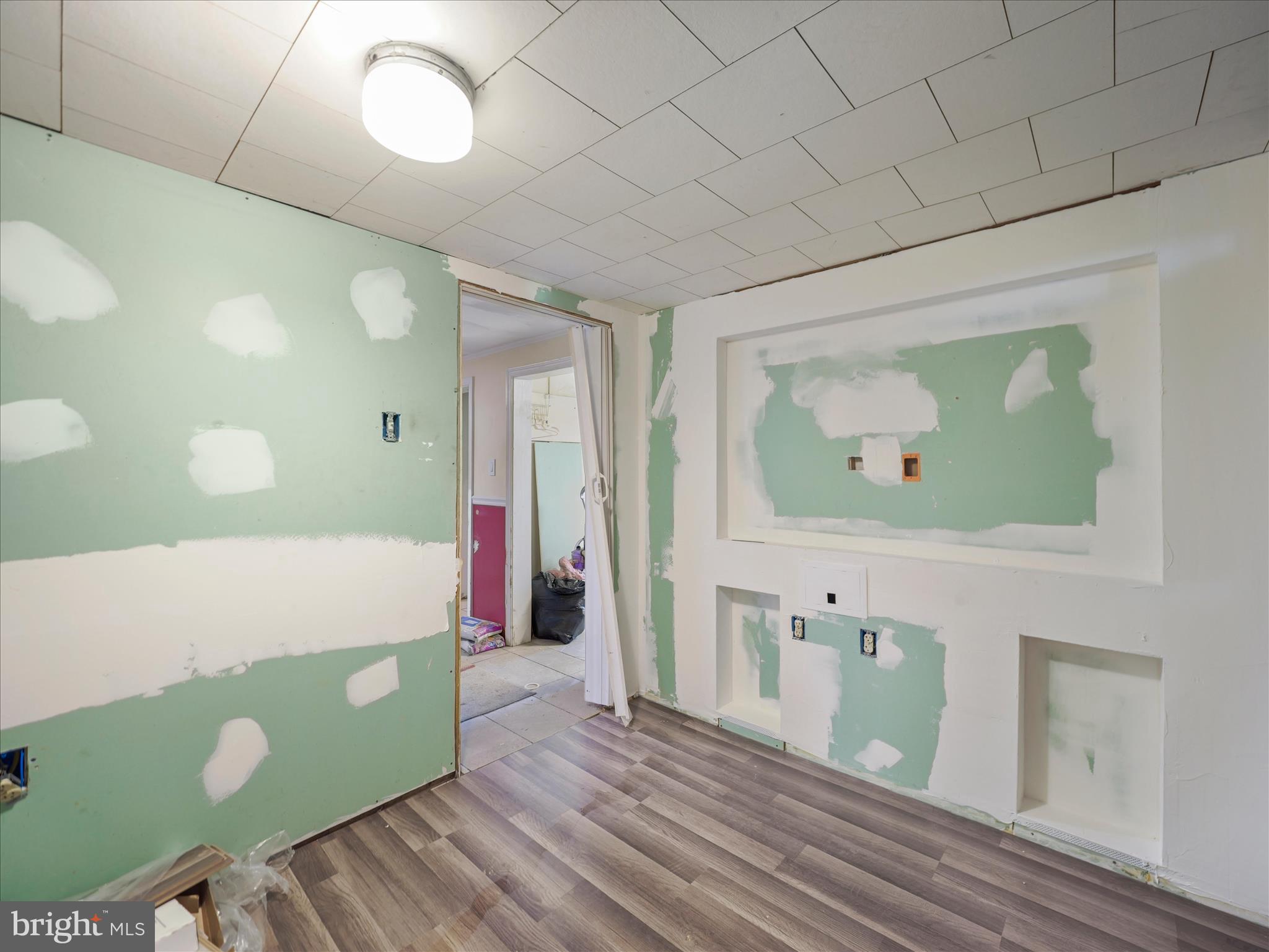 SKY-LIN PARK - Residential