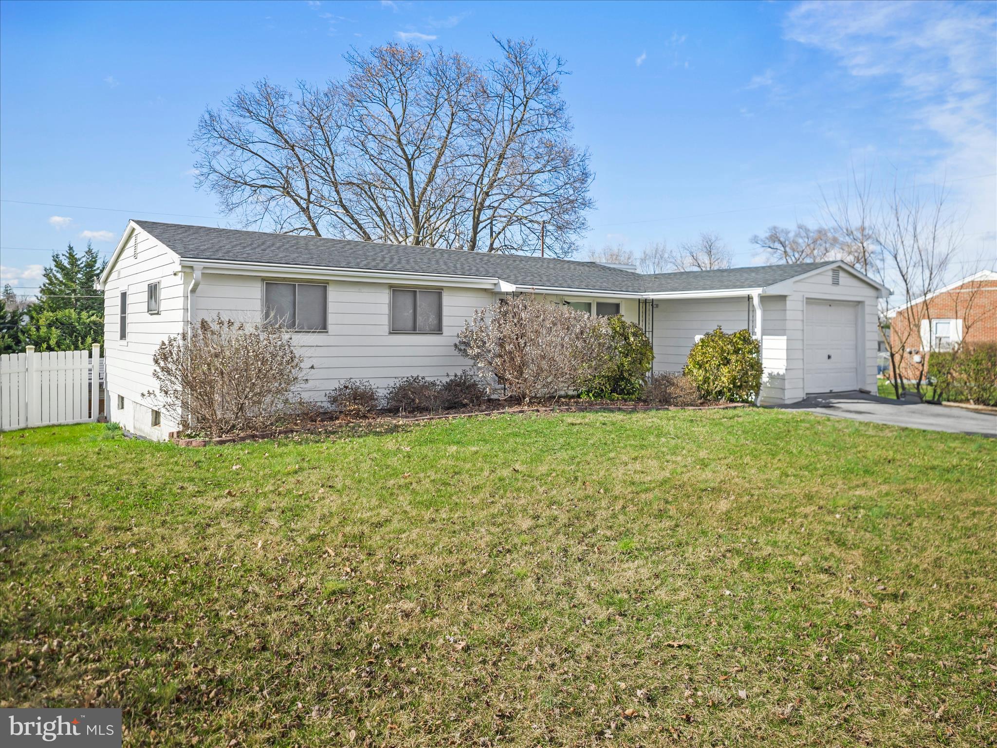 SKY-LIN PARK - Residential