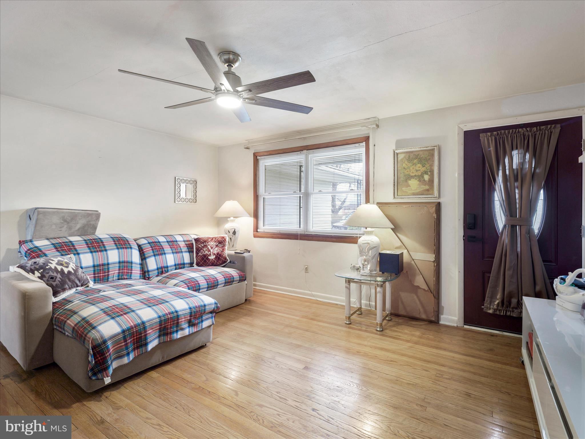 SKY-LIN PARK - Residential