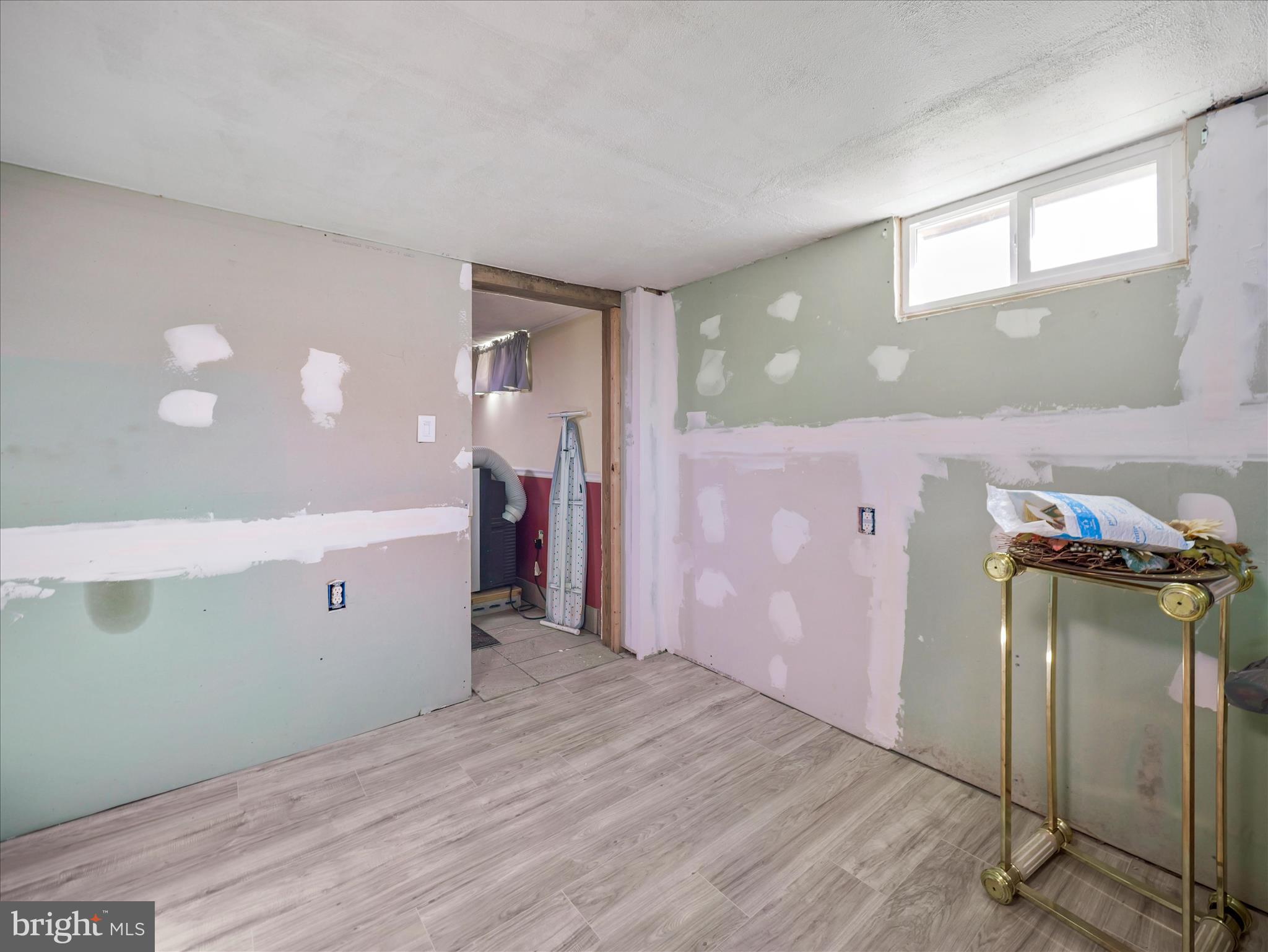 SKY-LIN PARK - Residential