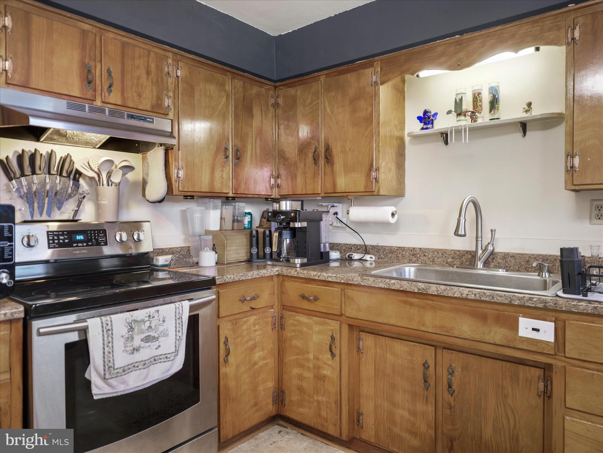 SKY-LIN PARK - Residential