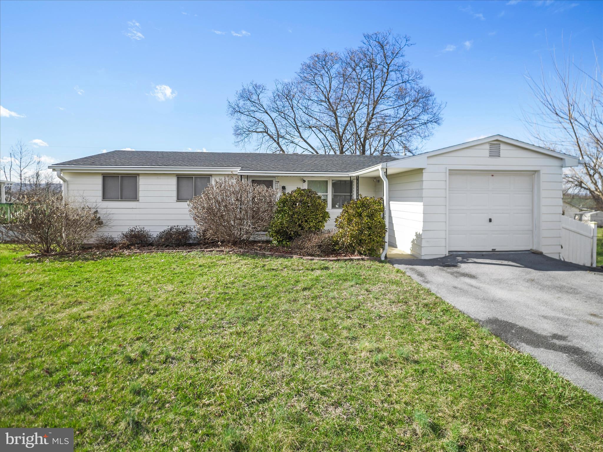 SKY-LIN PARK - Residential