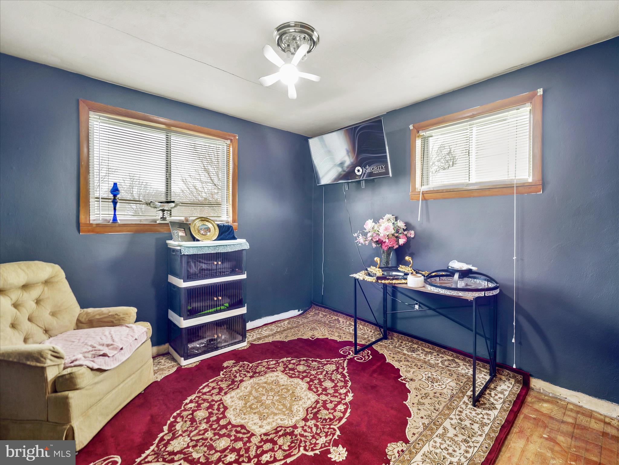 SKY-LIN PARK - Residential