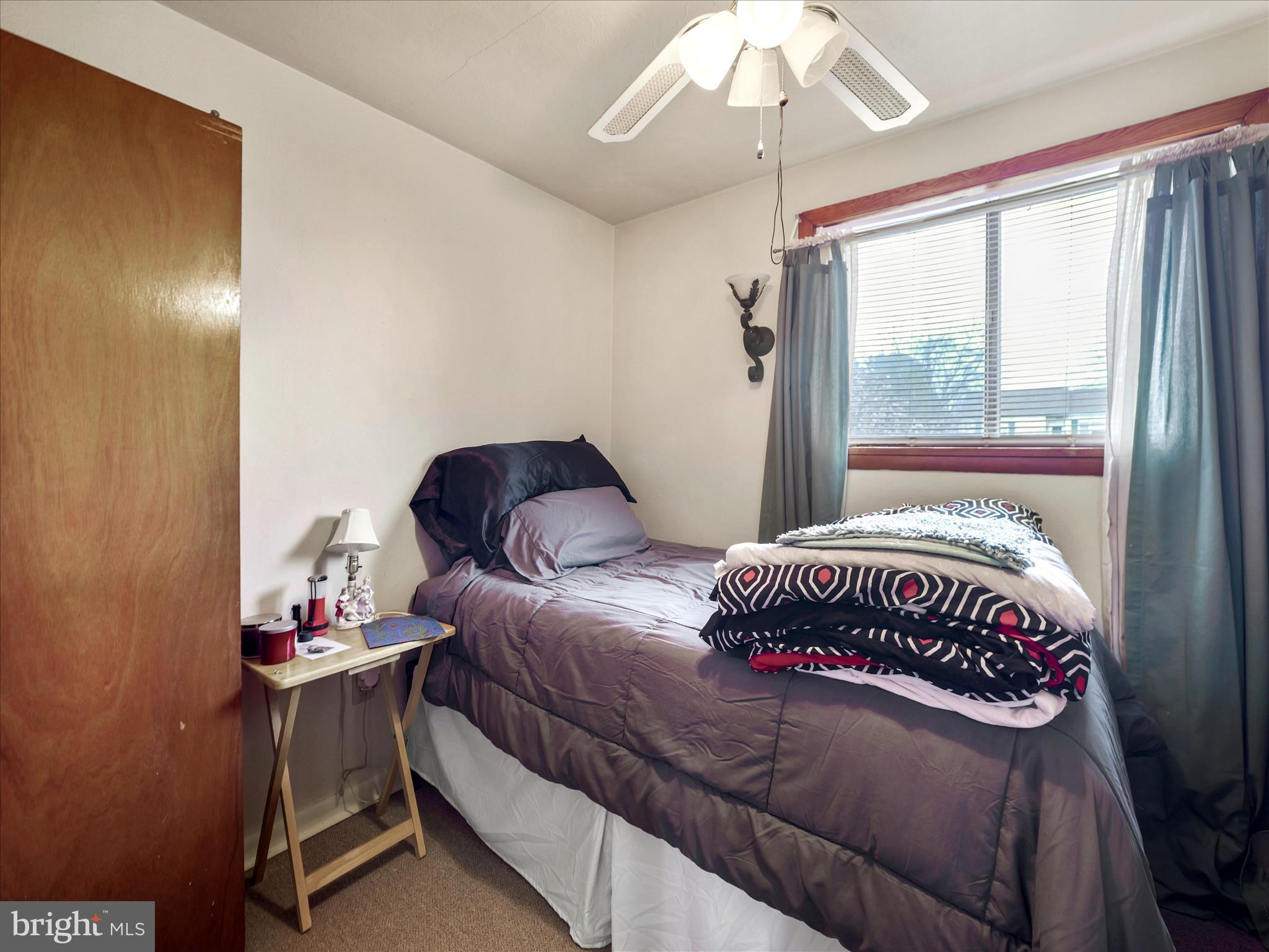 SKY-LIN PARK - Residential