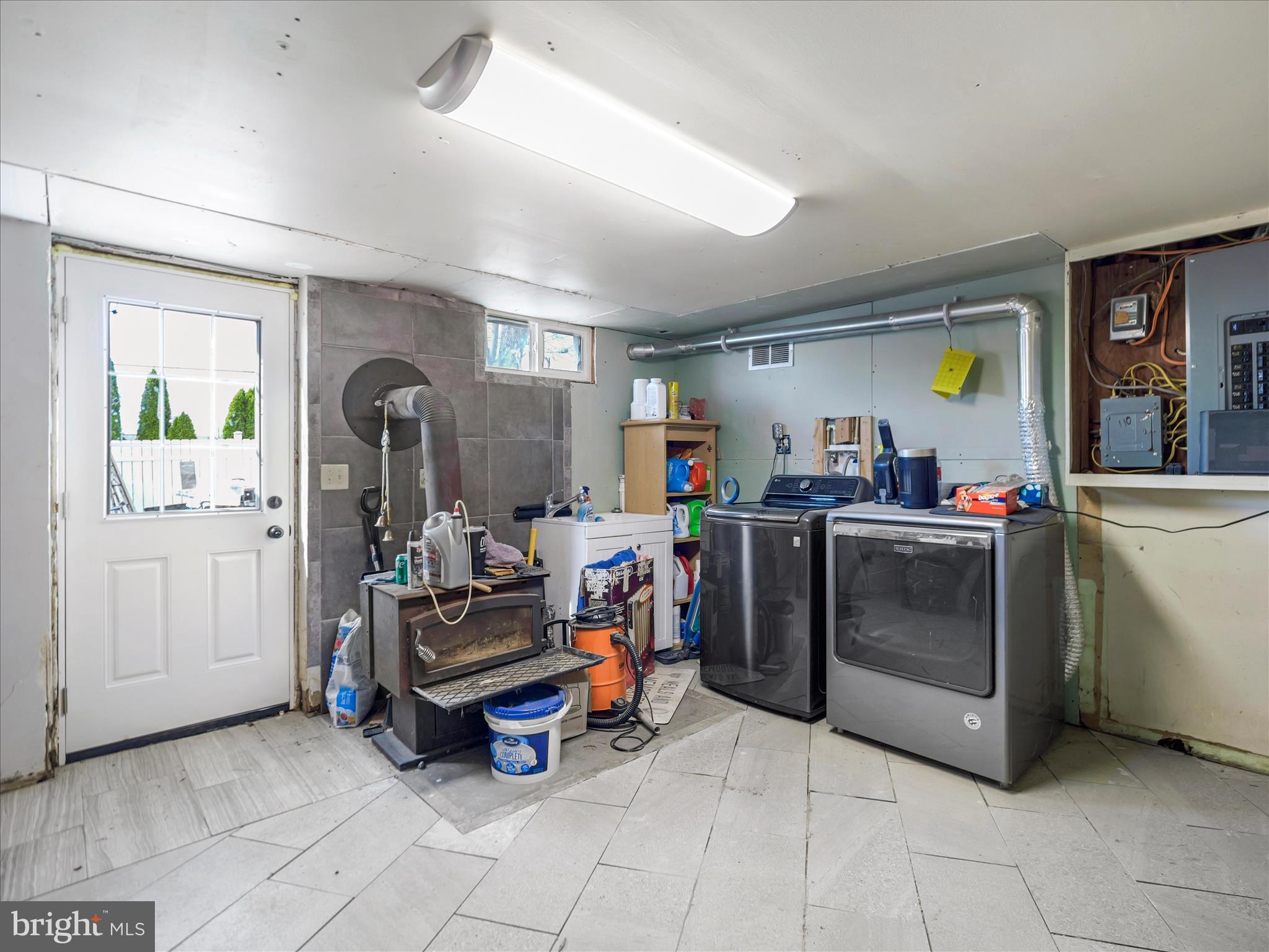 SKY-LIN PARK - Residential