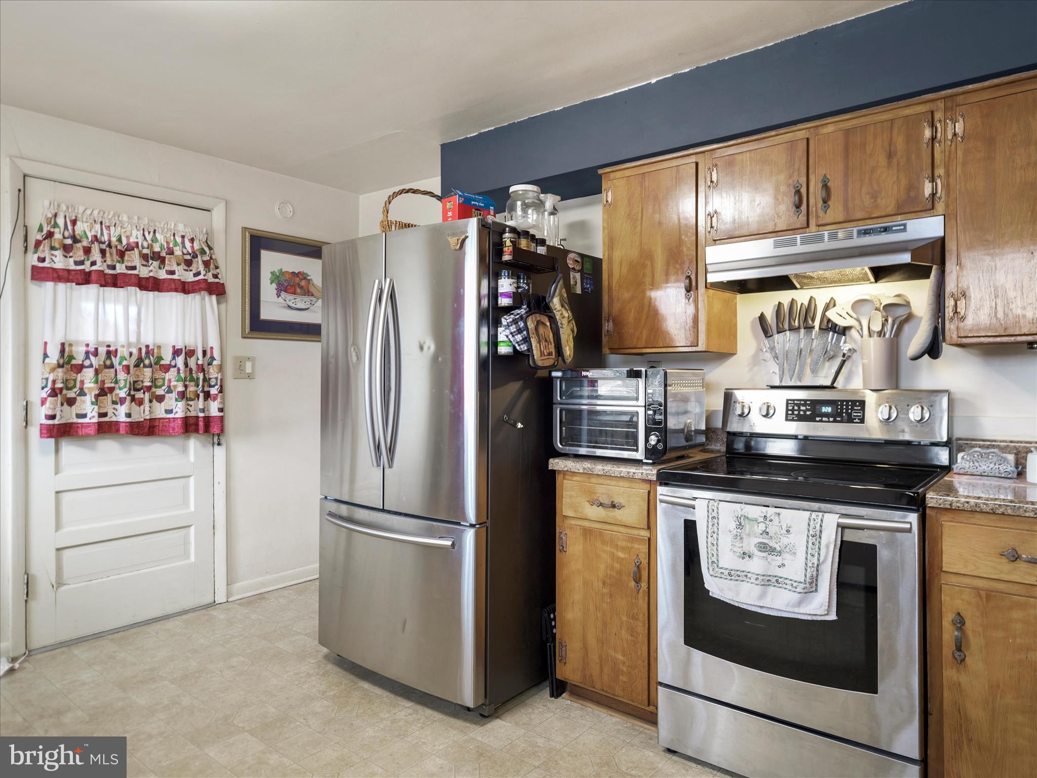 SKY-LIN PARK - Residential