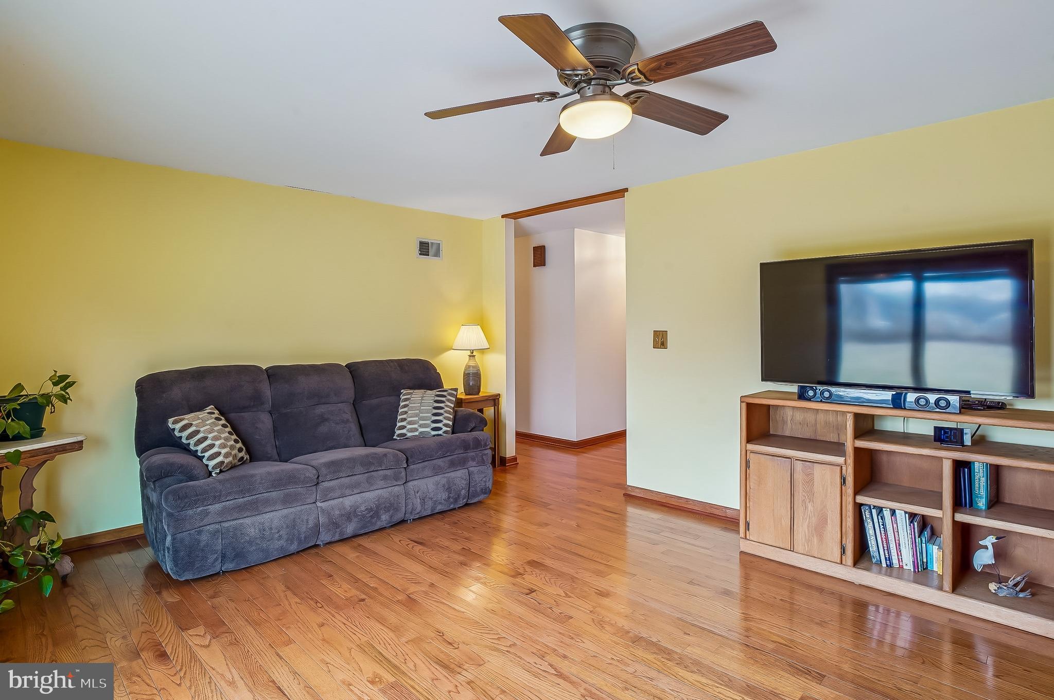 CLAIBORNES LANDING - Residential