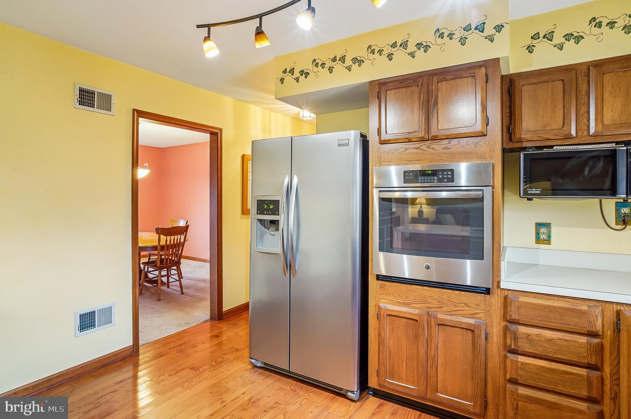 CLAIBORNES LANDING - Residential