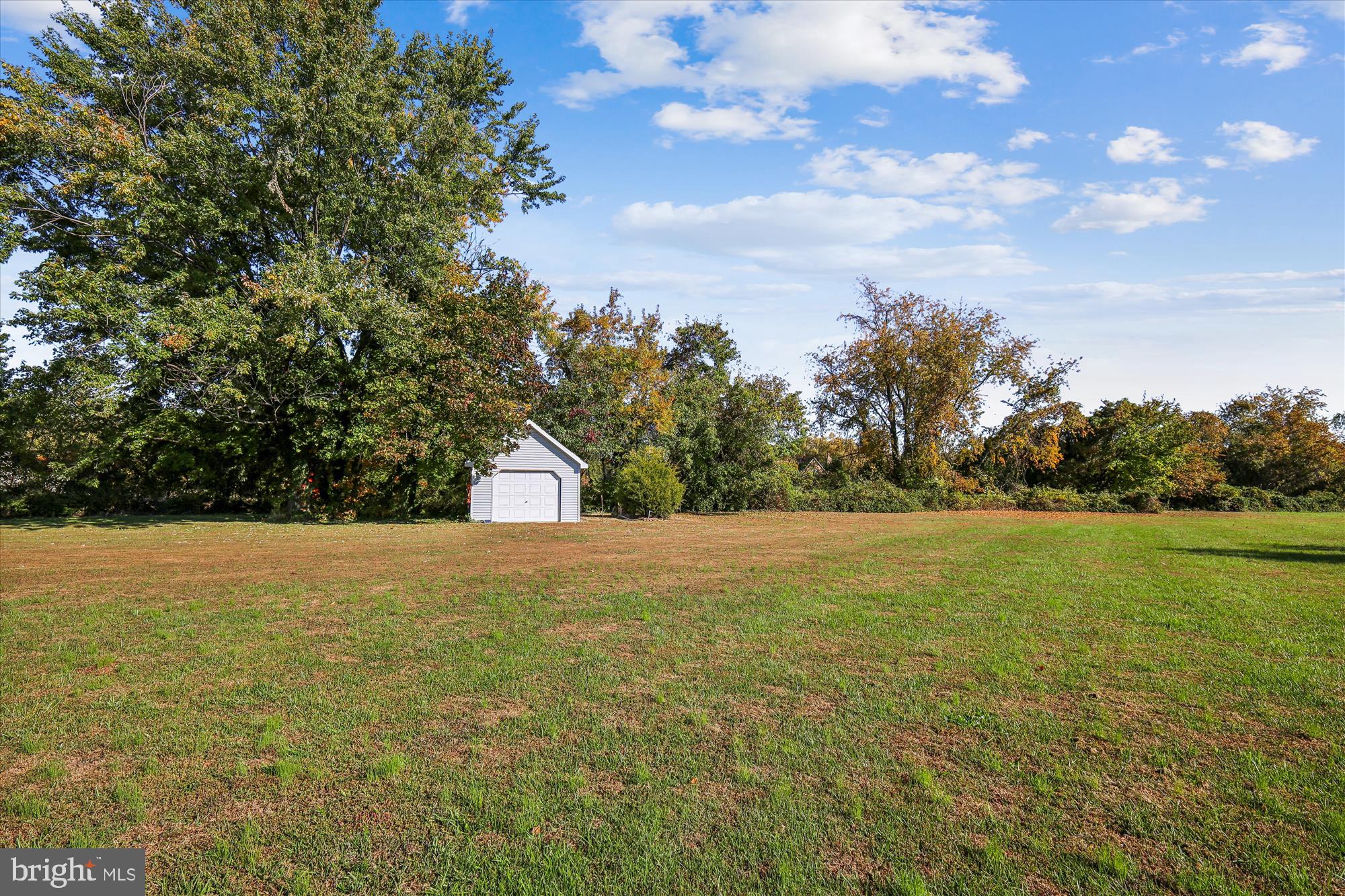 CLAIBORNES LANDING - Residential