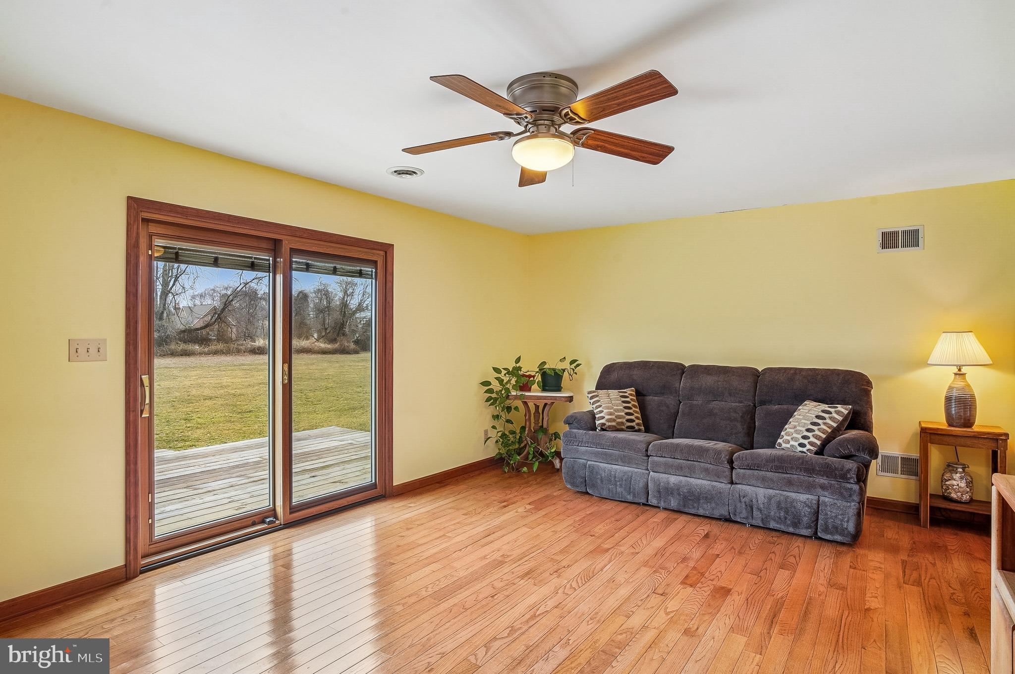 CLAIBORNES LANDING - Residential