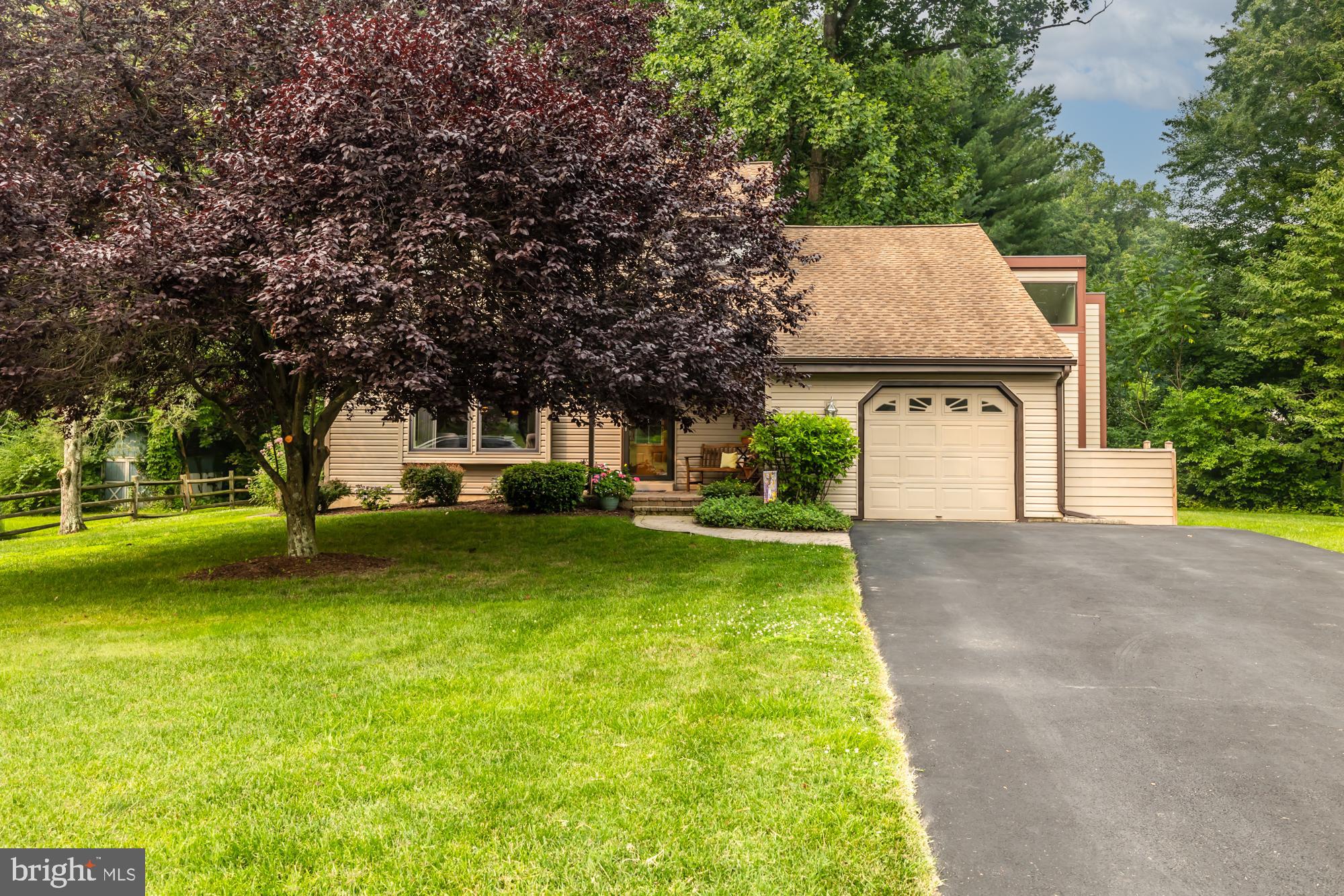 820 BEZEL ROAD