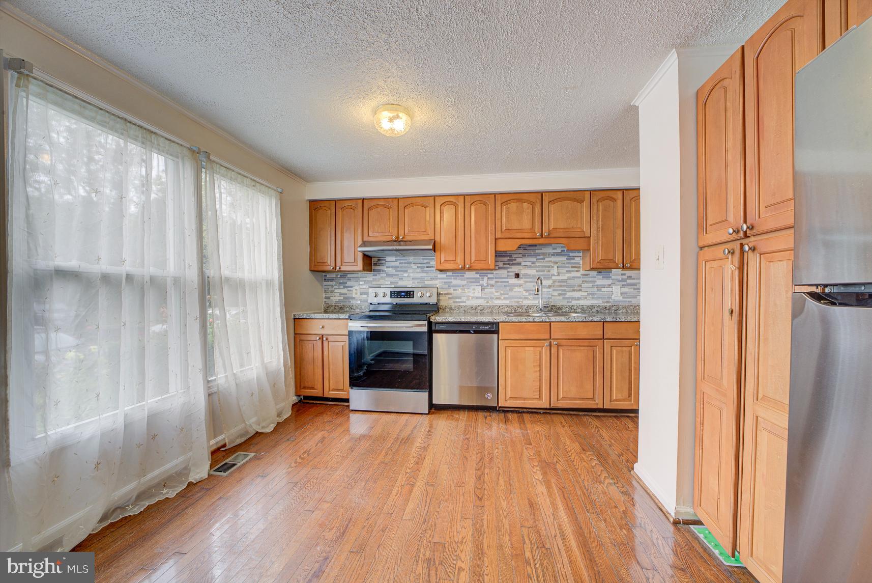 FOXWOOD - Residential Lease