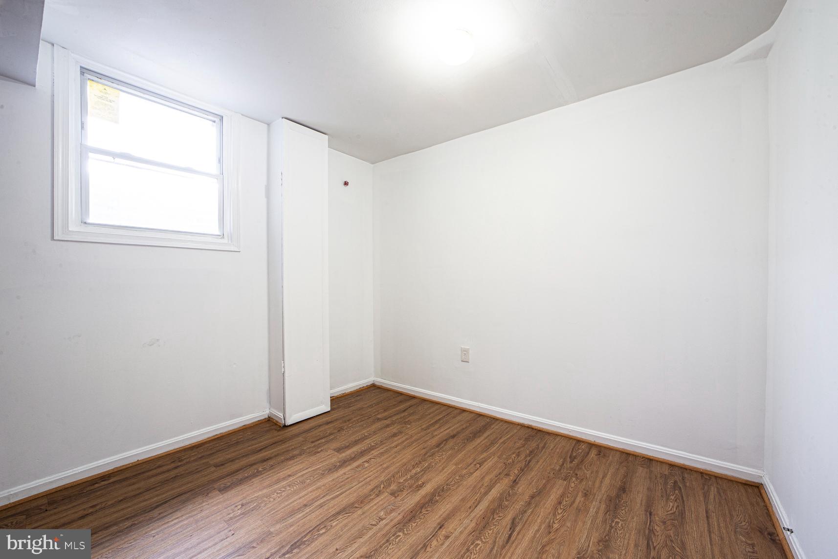 FOXWOOD - Residential Lease