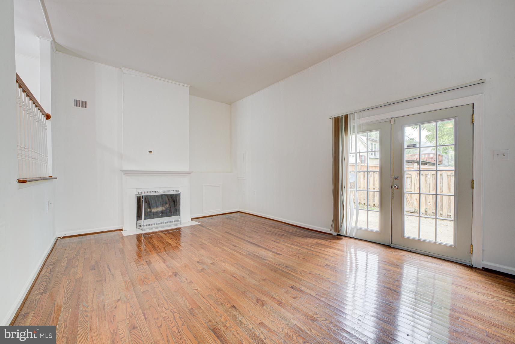 FOXWOOD - Residential Lease