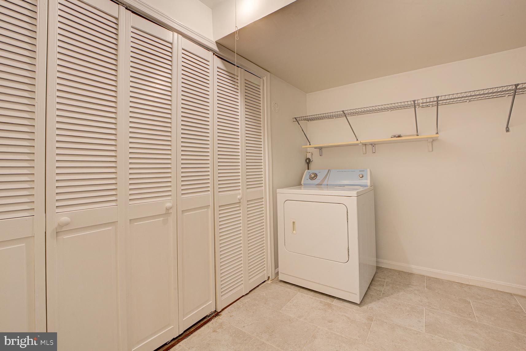 FOXWOOD - Residential Lease