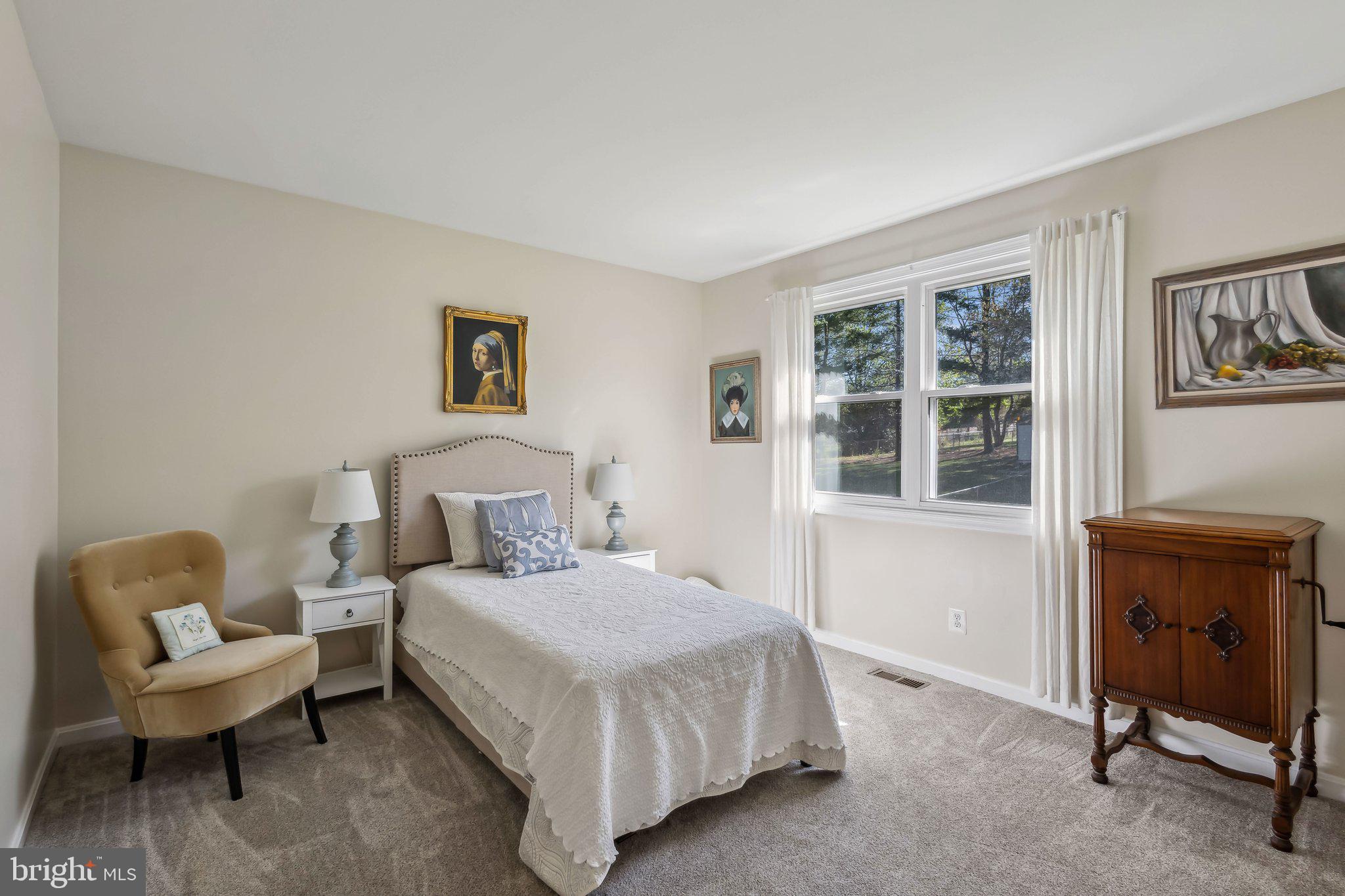 VISTA WOODS - Residential