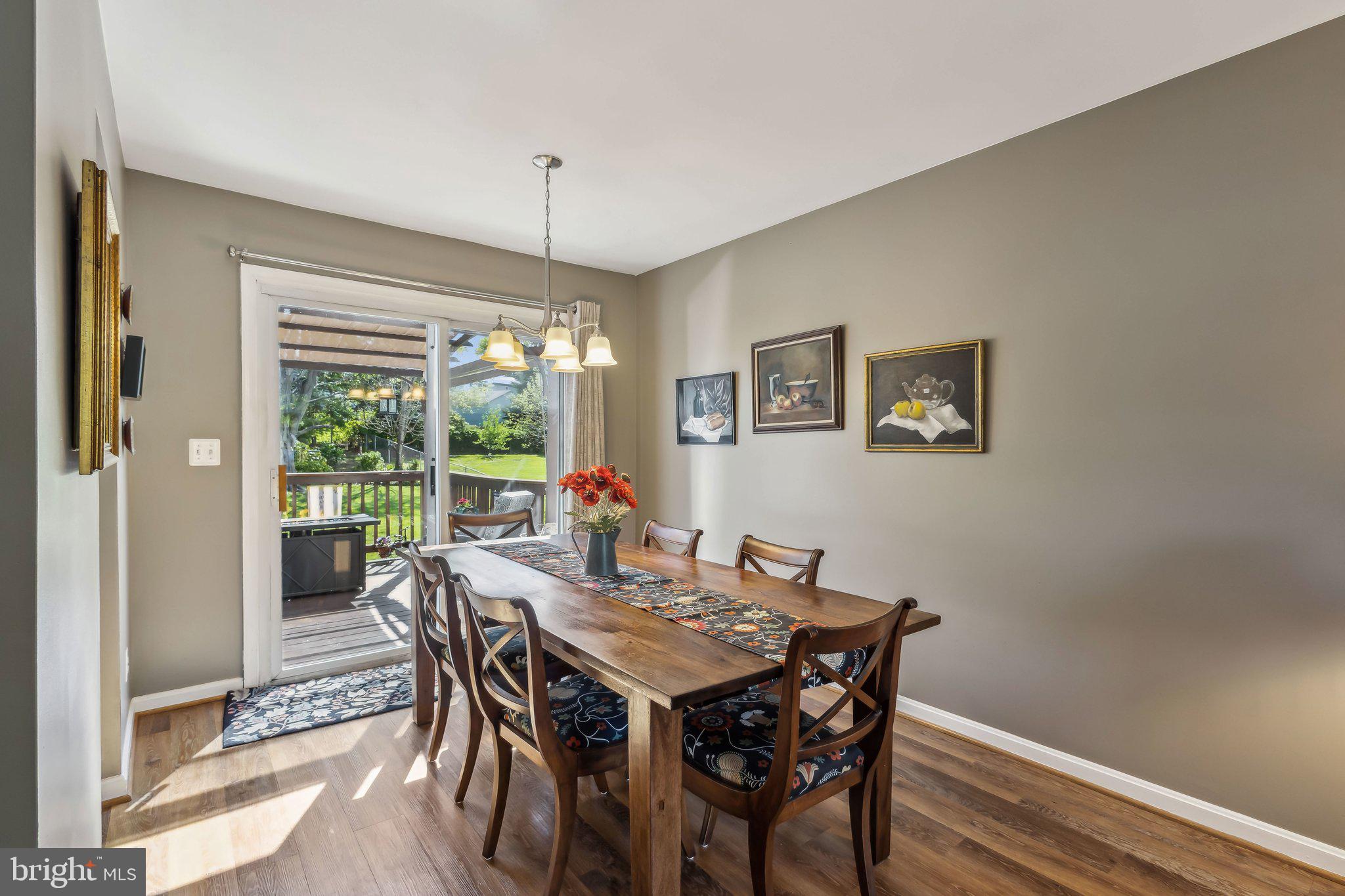 VISTA WOODS - Residential