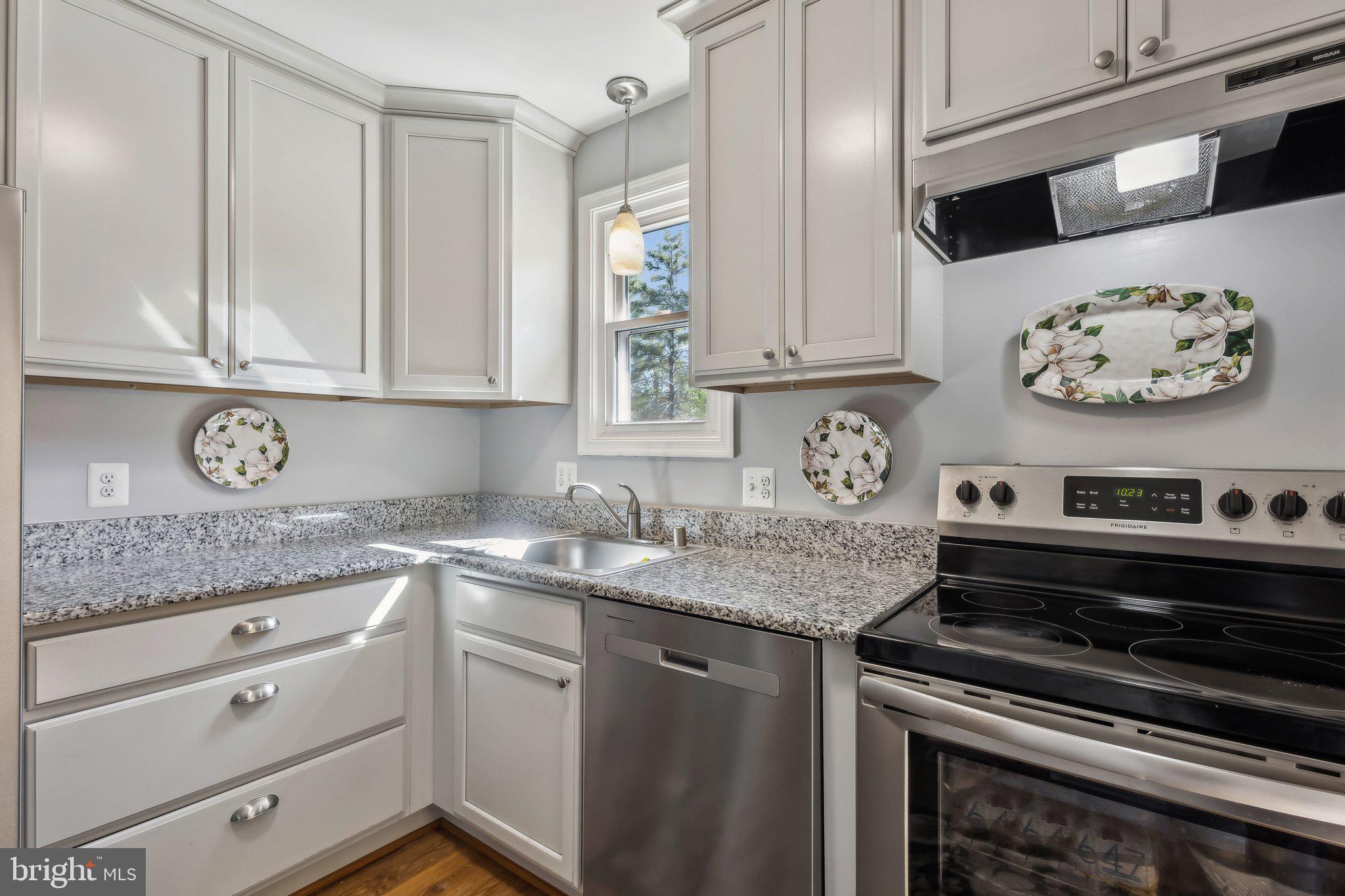 VISTA WOODS - Residential