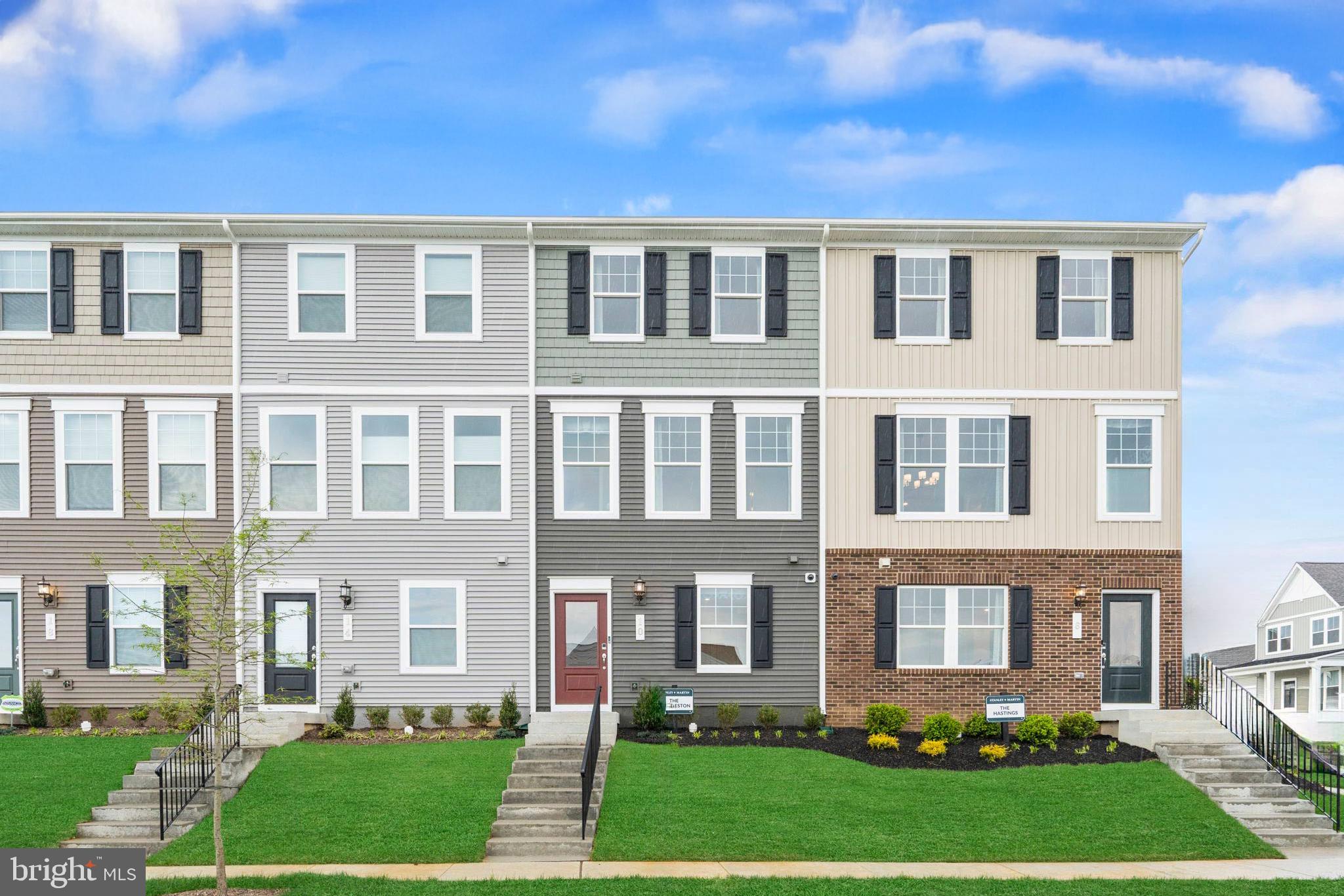 PRESIDENTS POINTE - Residential