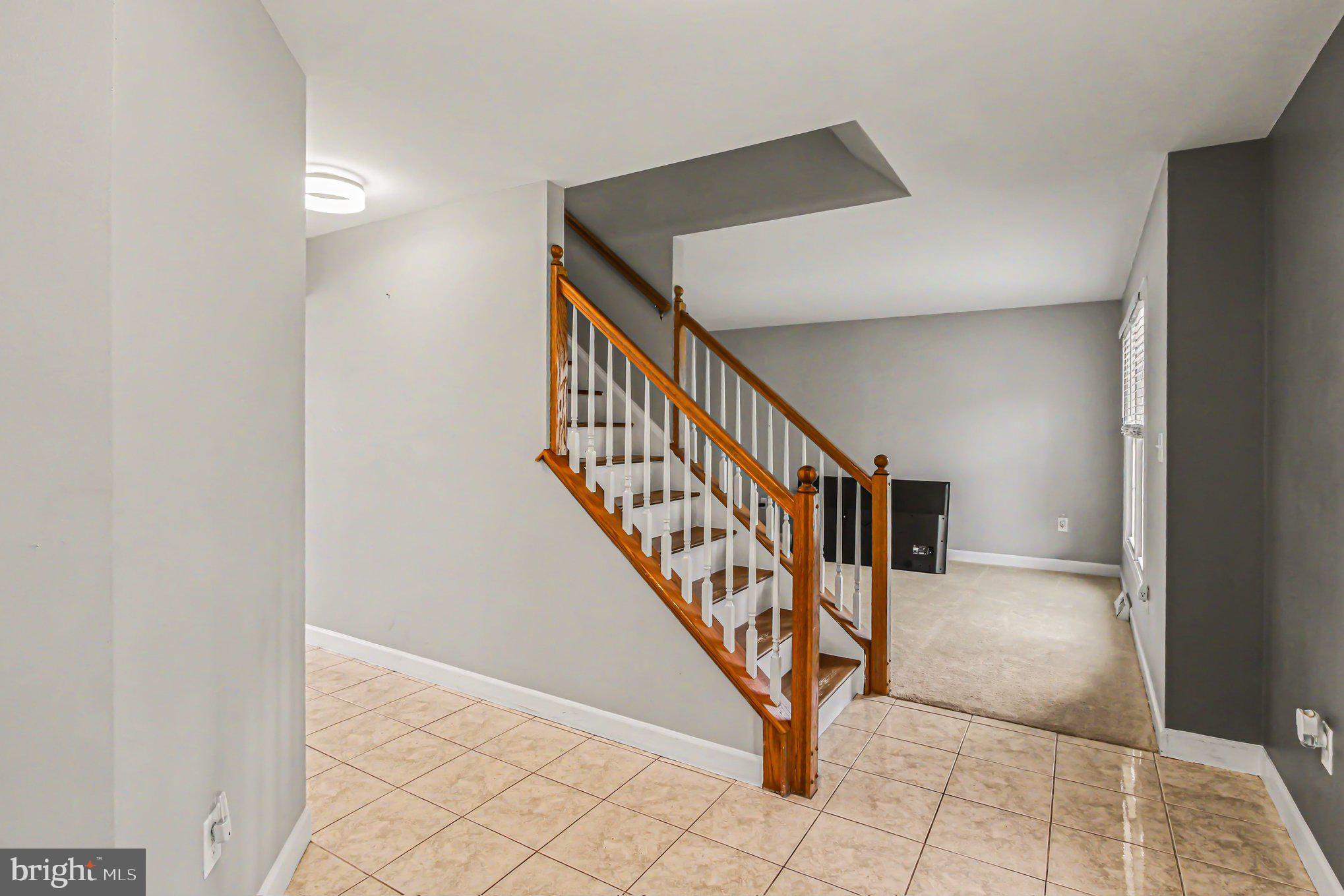 1787 JOANNE COURT