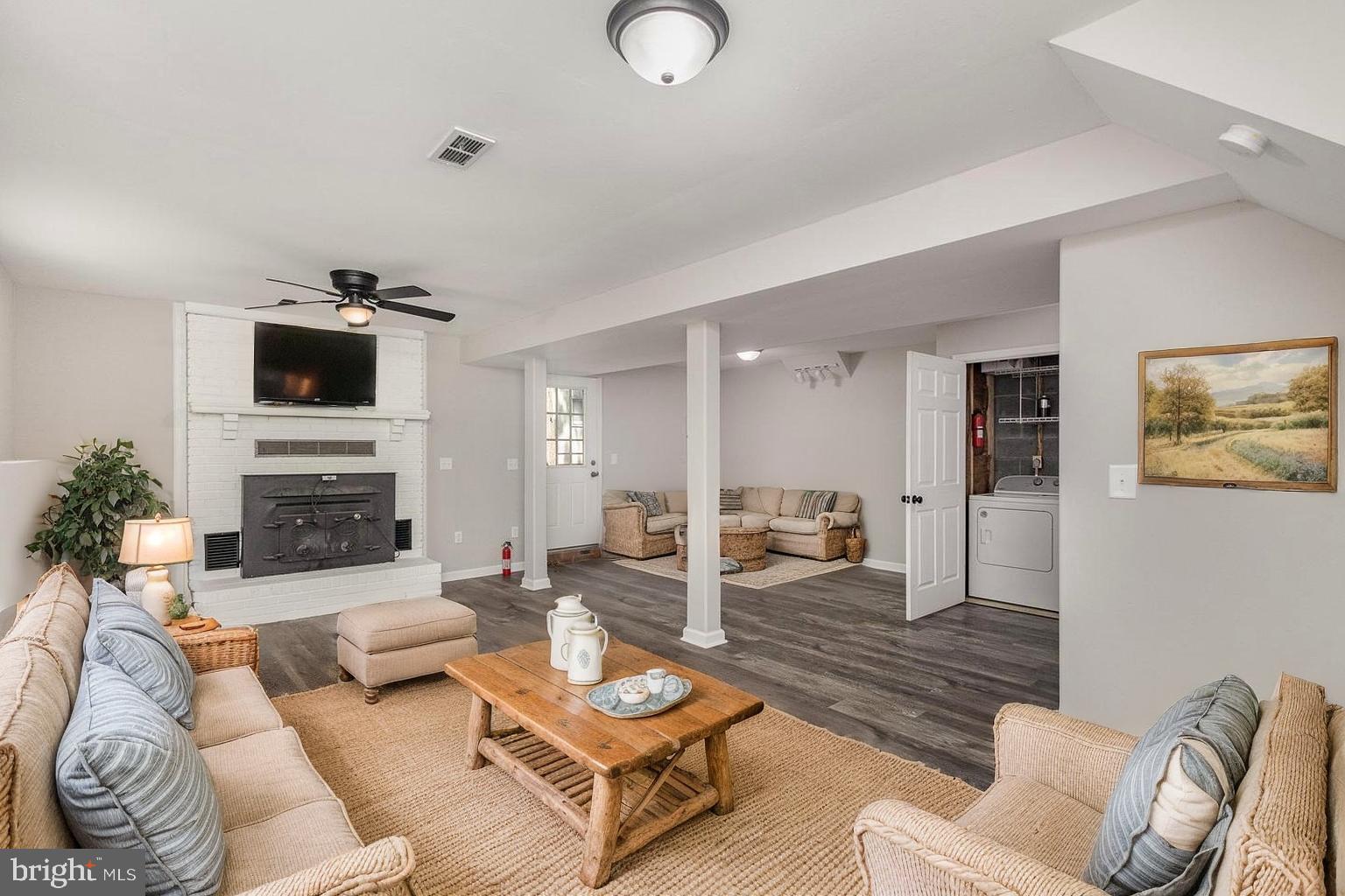 LAKE OF THE WOODS - Residential