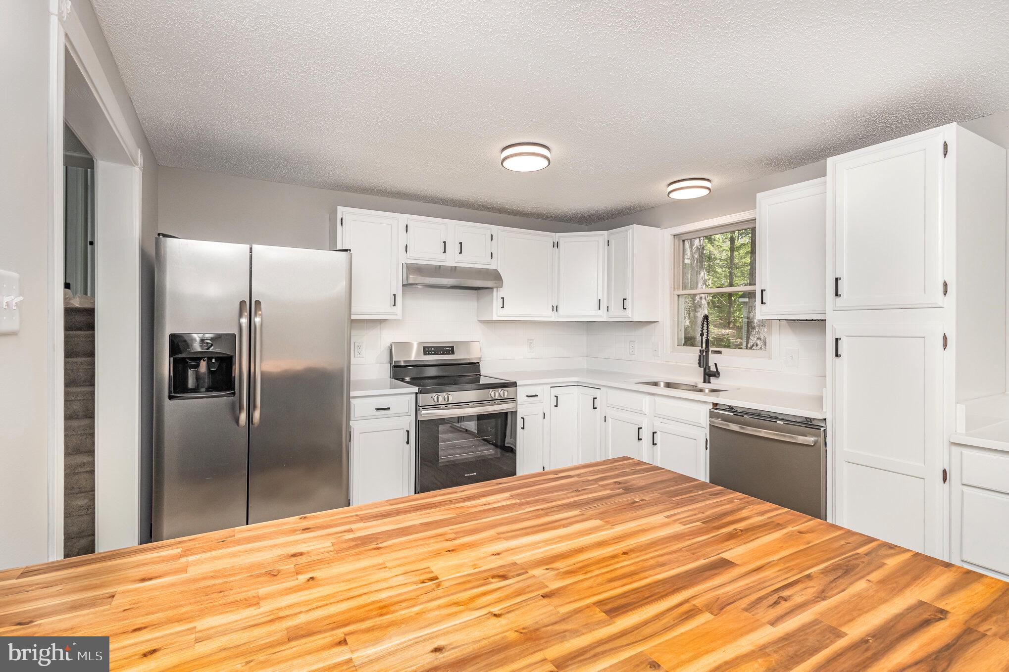 LAKE OF THE WOODS - Residential