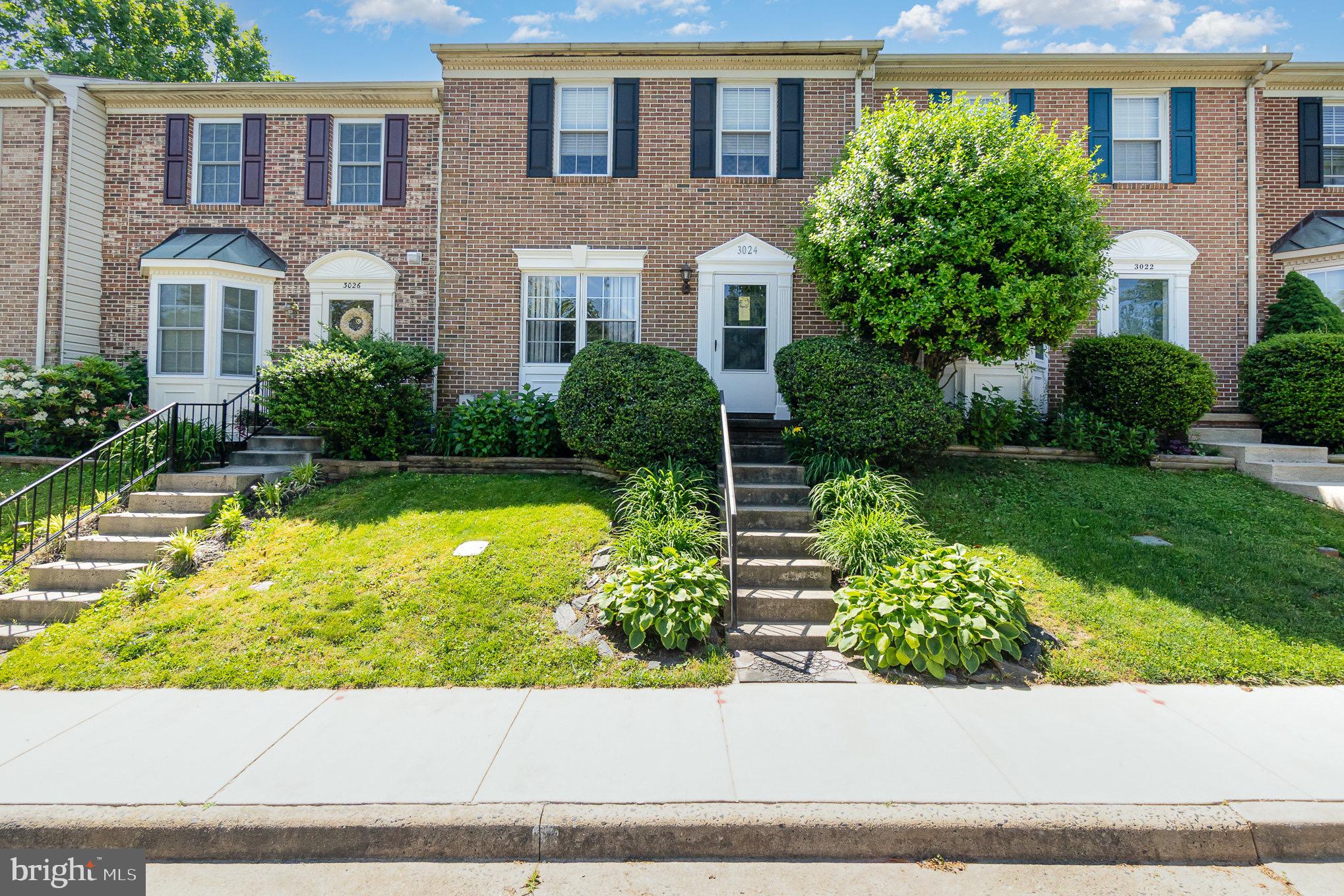 CONSTANT FRIENDSHIP - Residential