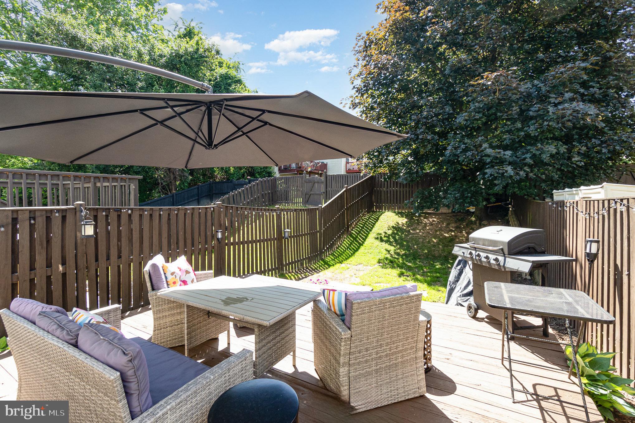 CONSTANT FRIENDSHIP - Residential