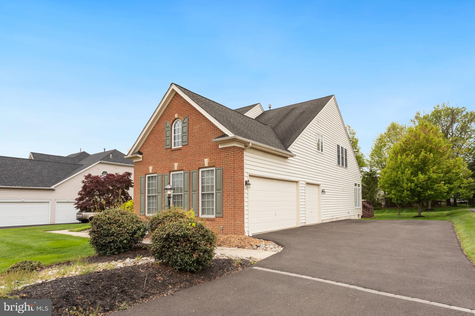 ASHTON RESERVE - Residential
