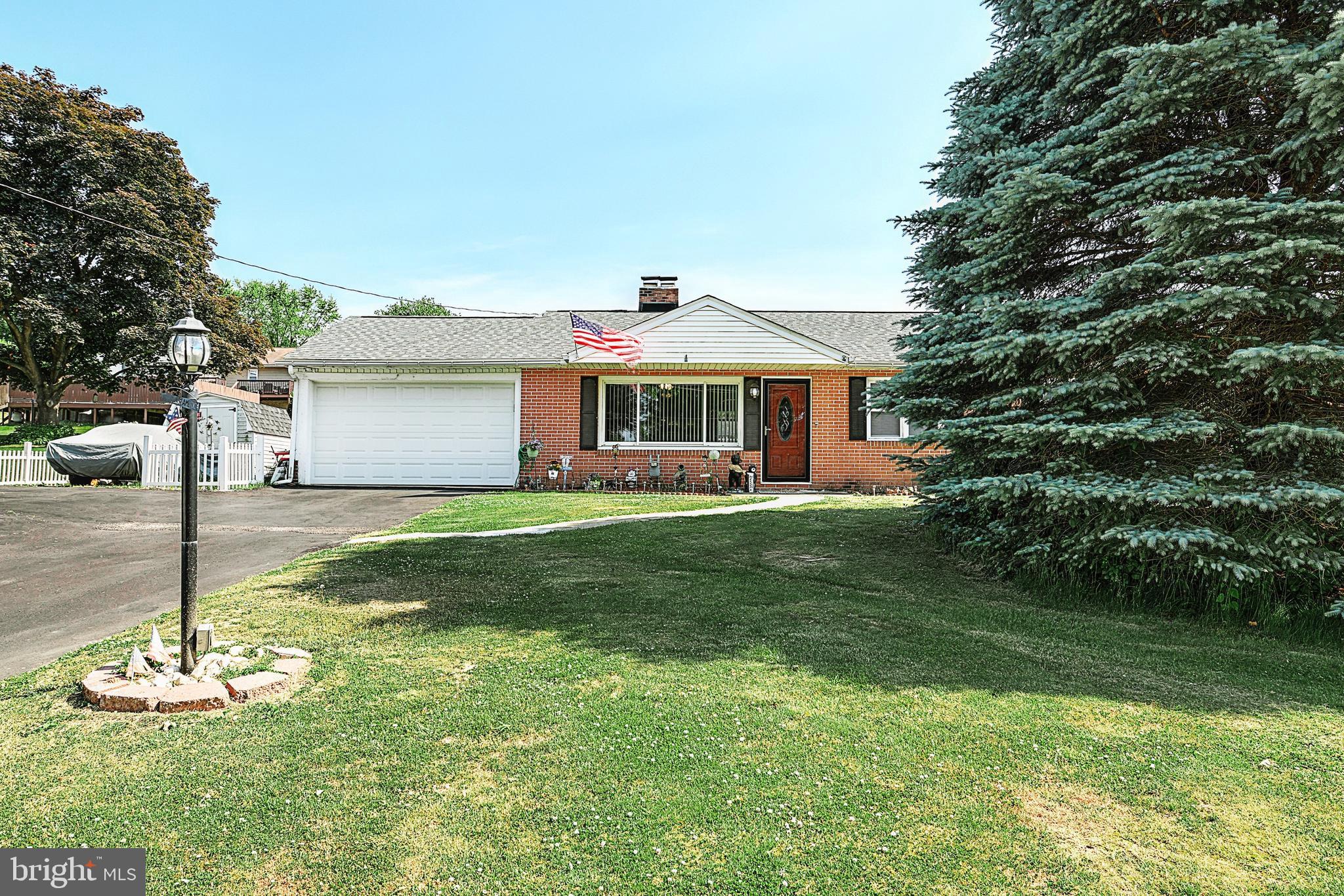 SPRINGWOOD ROAD - Residential