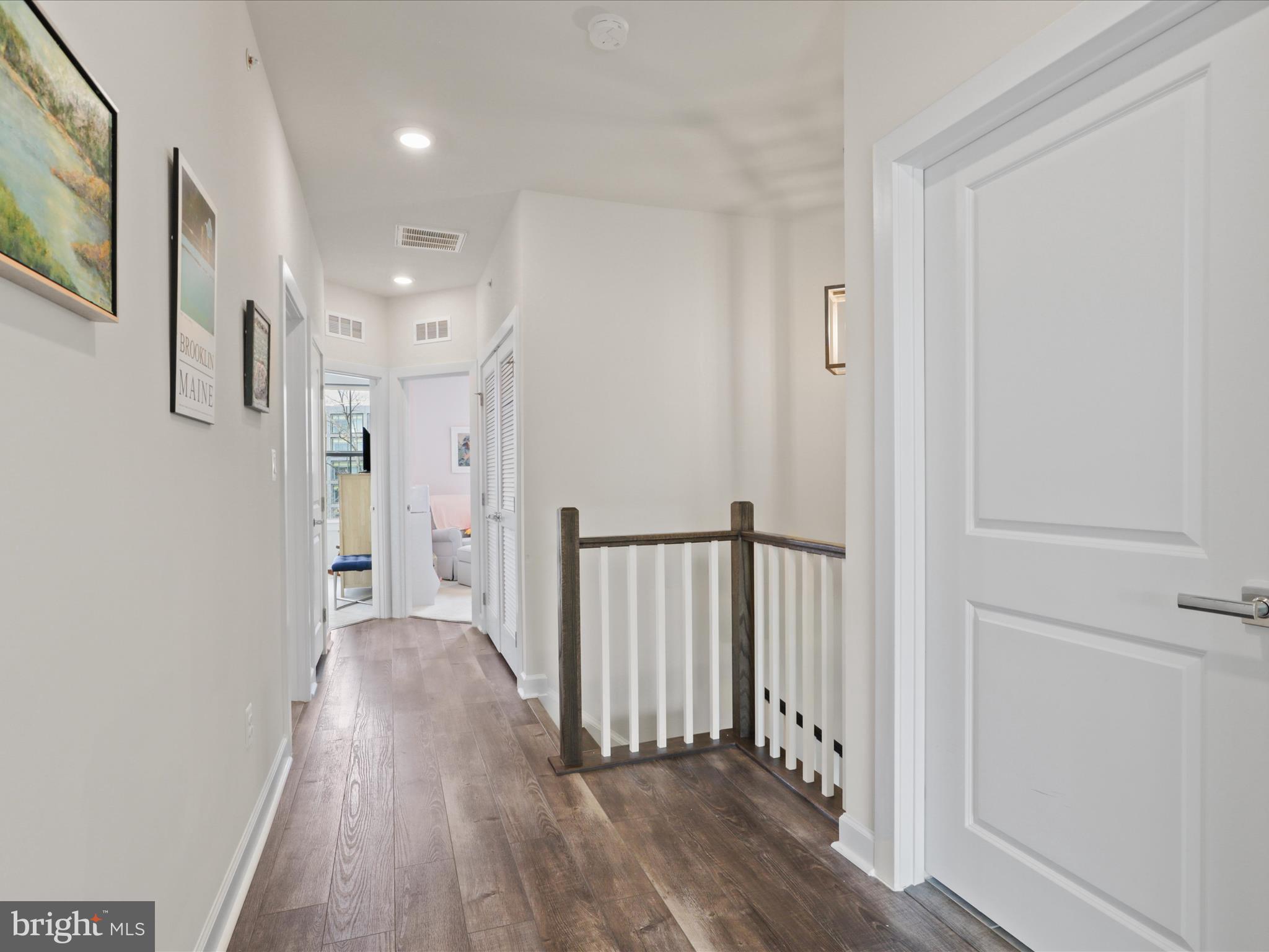 WOODLAND PARK - Residential