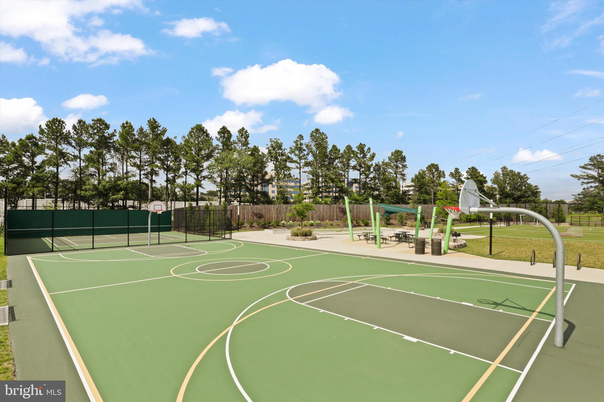 WOODLAND PARK - Residential