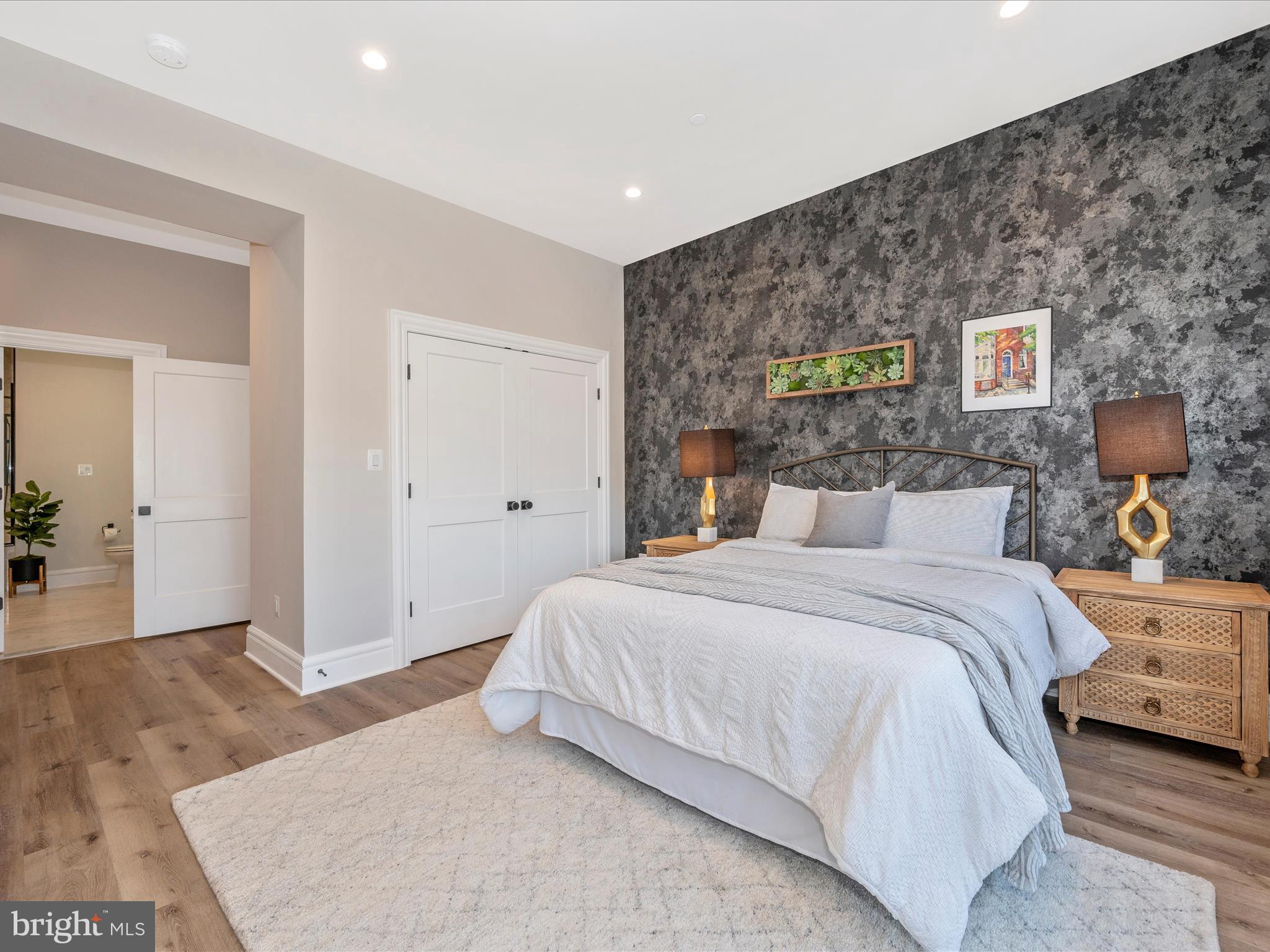 DOWNTOWN FREDERICK - Residential