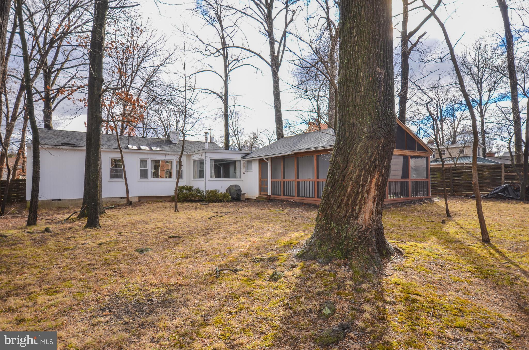 BEALLS - Residential Lease