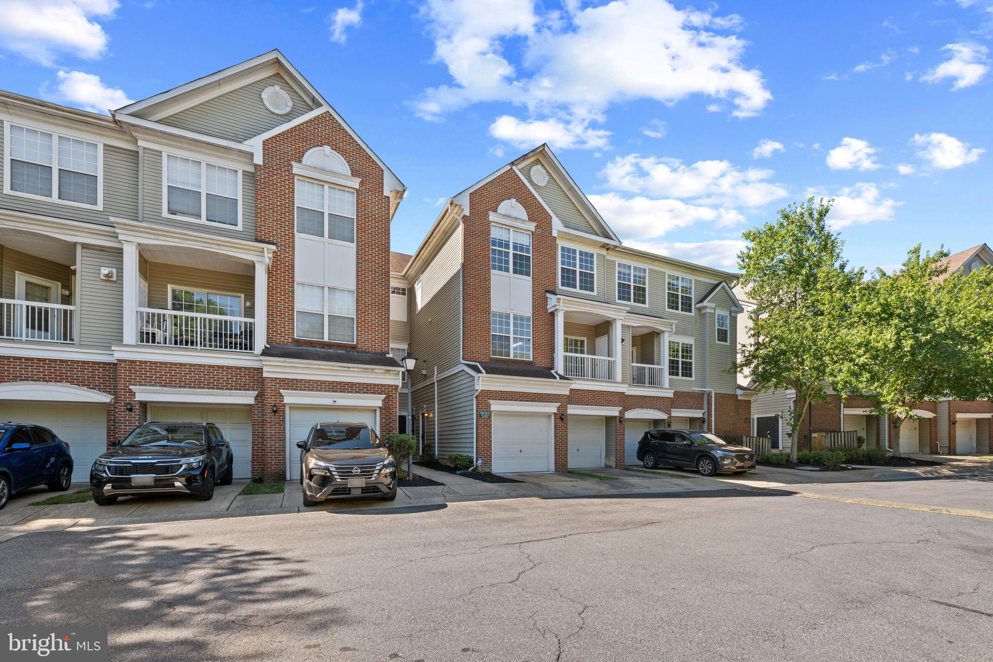 14707 HAMPSHIRE HALL COURT 204
