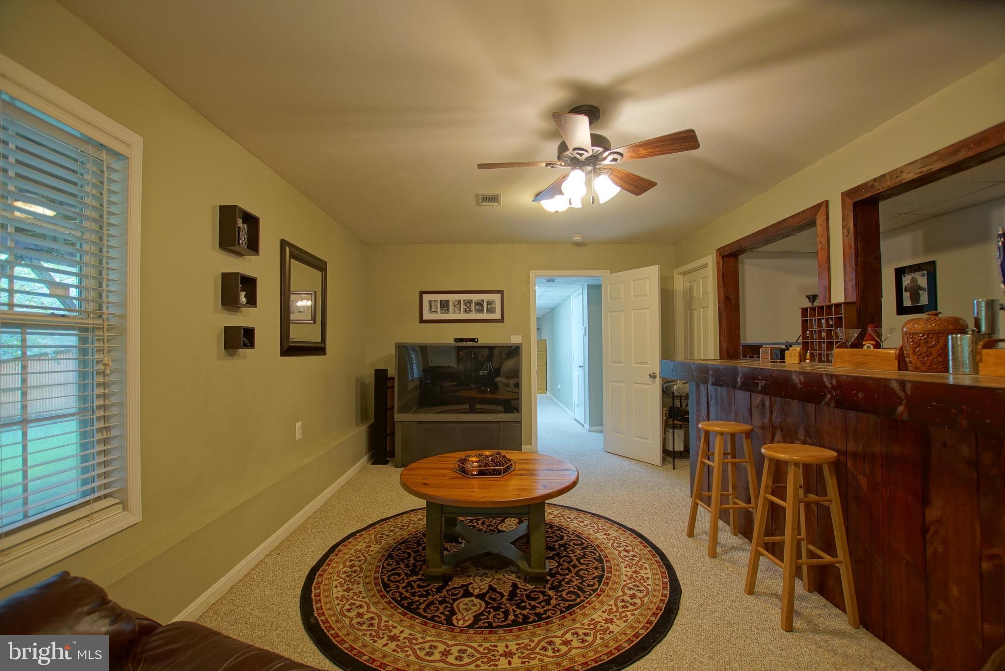 CARRIAGE CROSSING - Residential