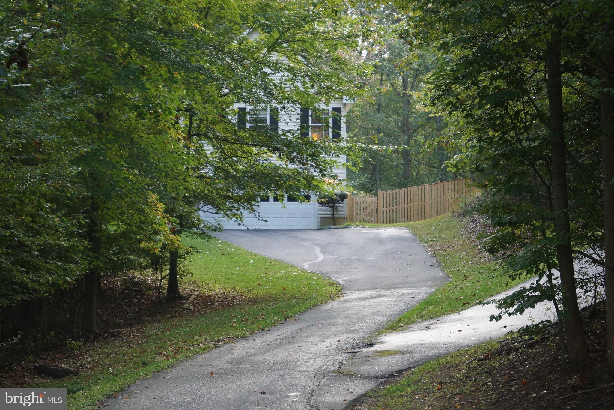 CARRIAGE CROSSING - Residential