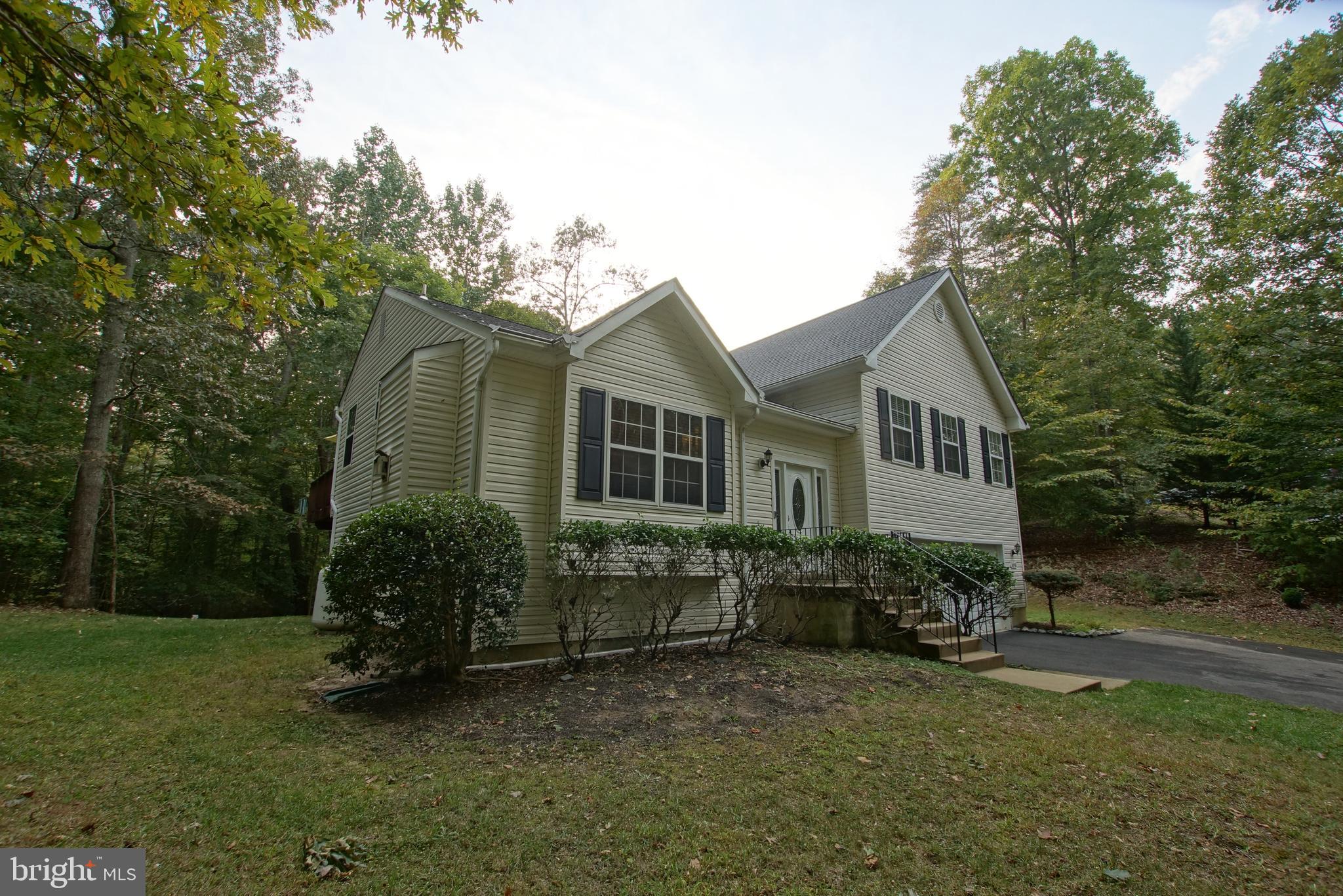 CARRIAGE CROSSING - Residential