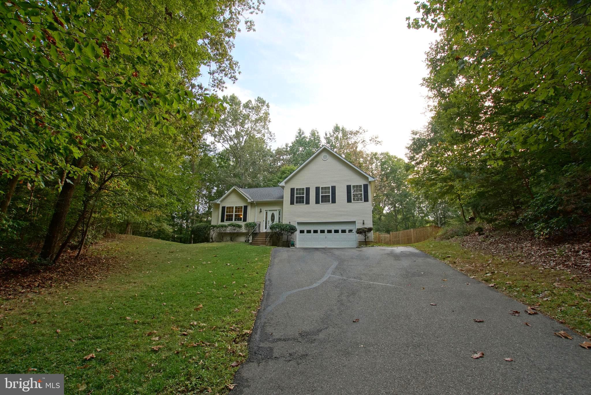 CARRIAGE CROSSING - Residential