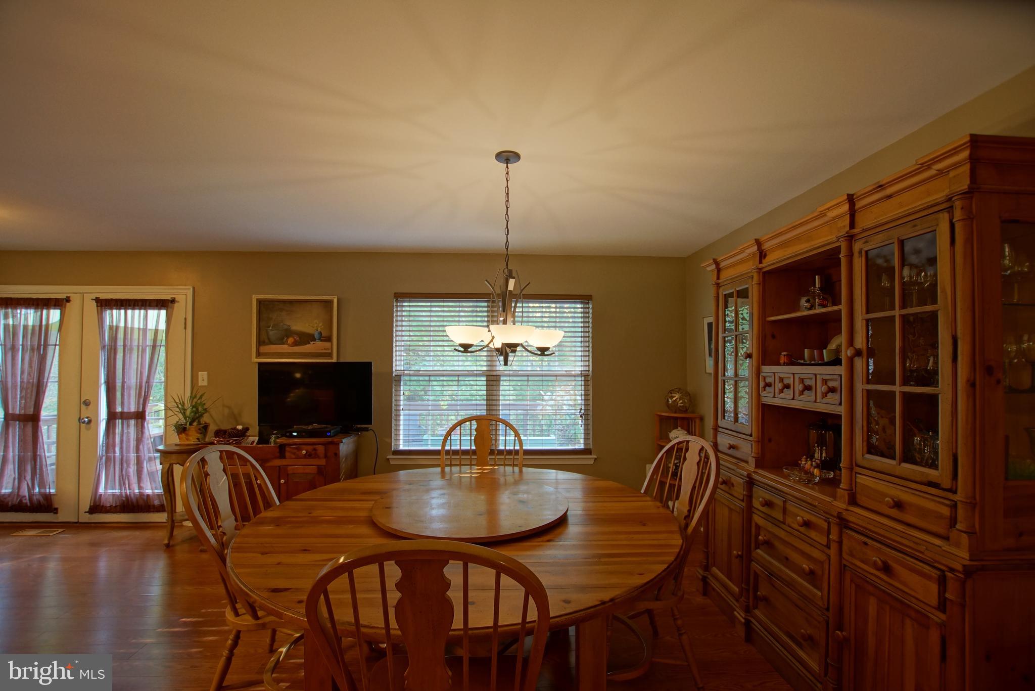 CARRIAGE CROSSING - Residential