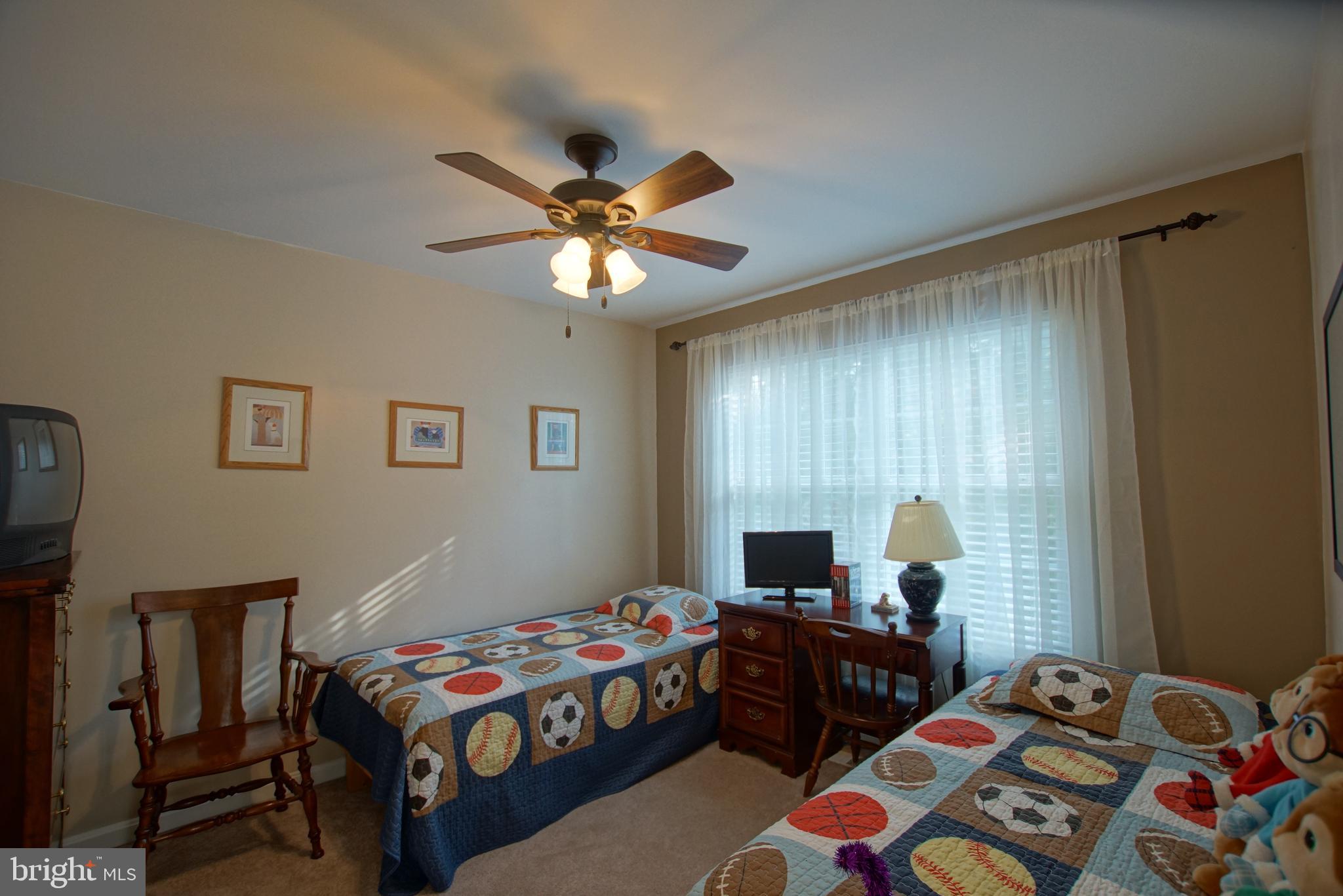 CARRIAGE CROSSING - Residential