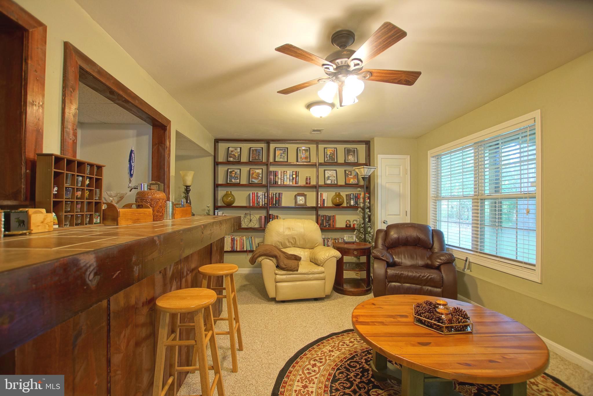 CARRIAGE CROSSING - Residential