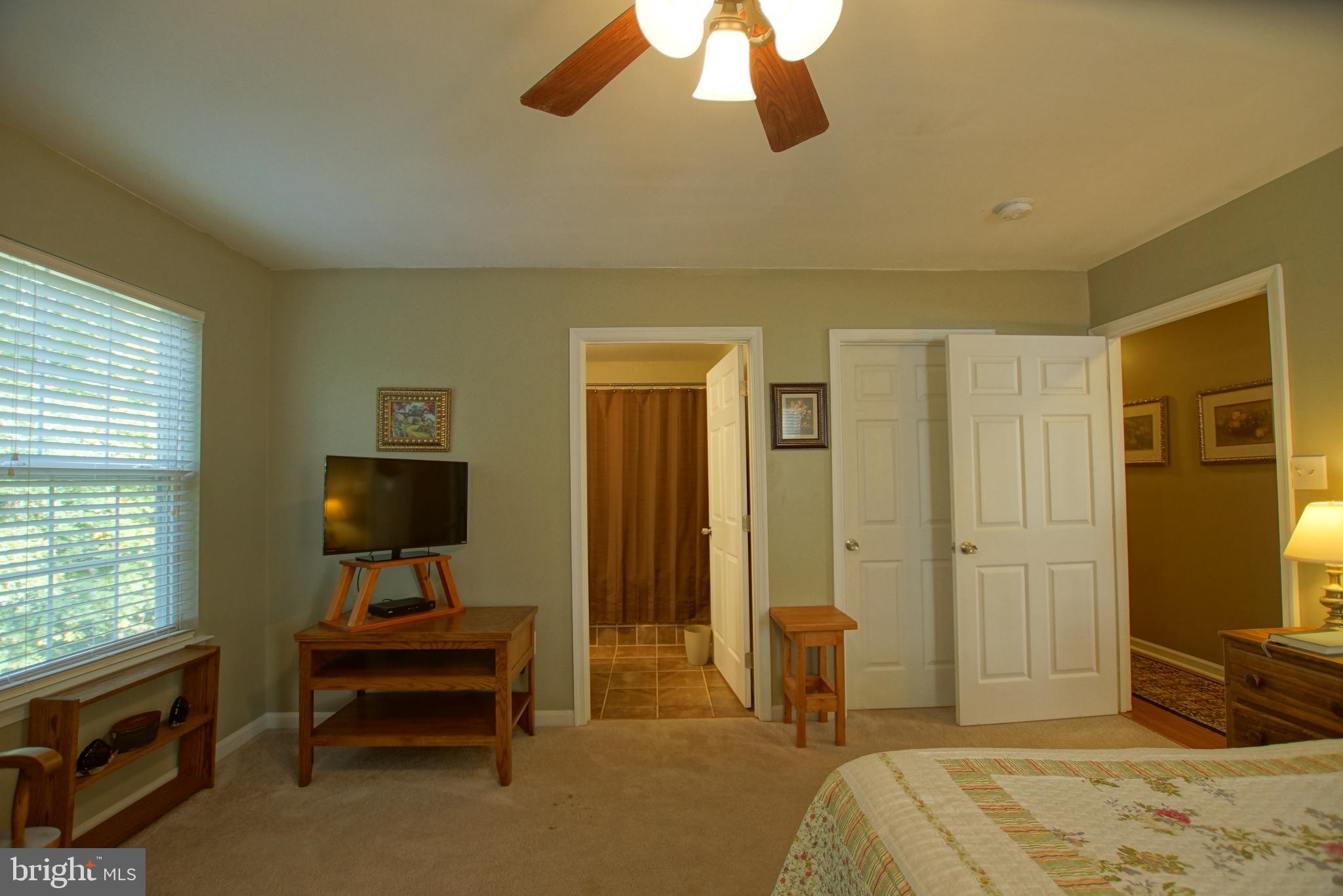 CARRIAGE CROSSING - Residential