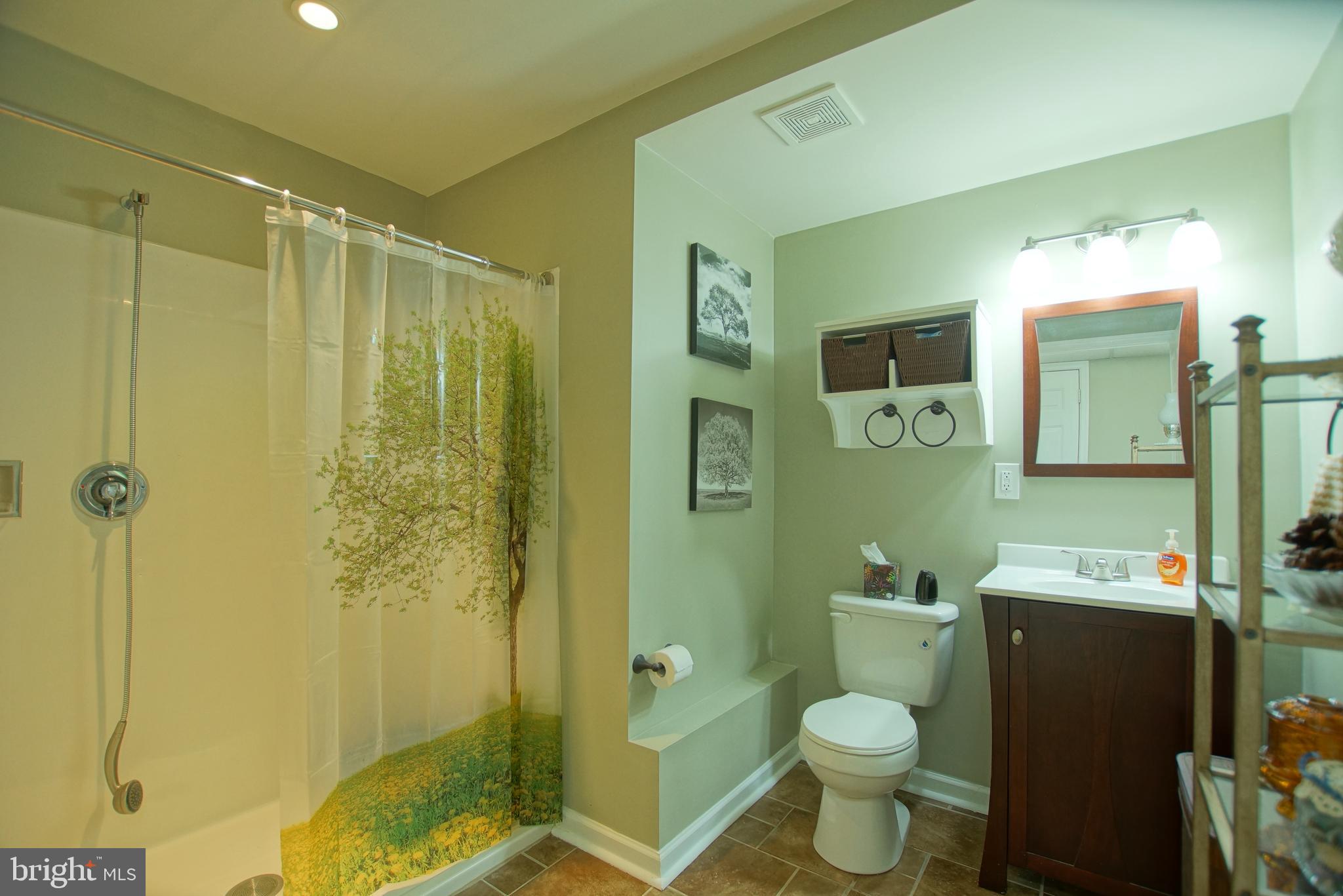 CARRIAGE CROSSING - Residential