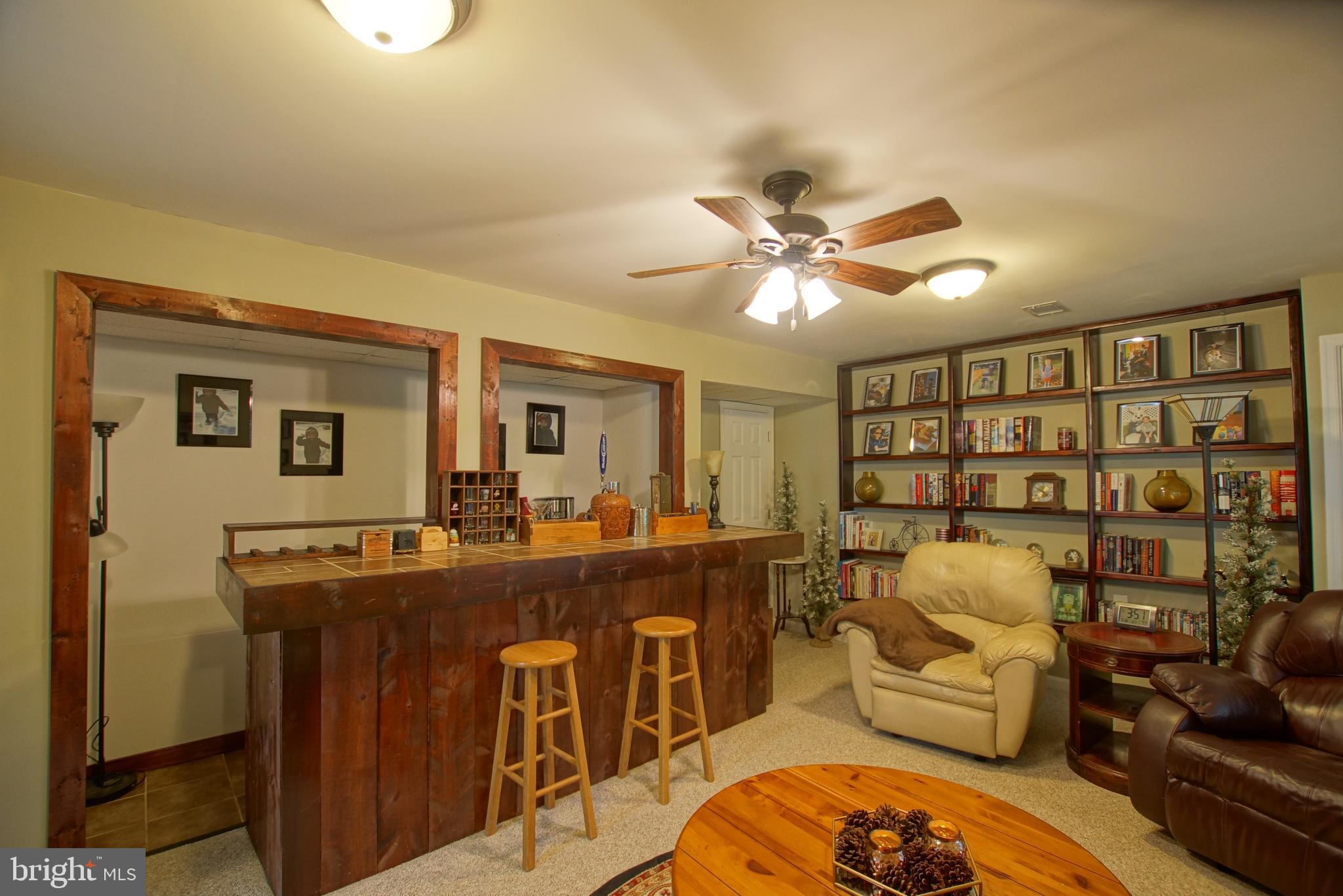 CARRIAGE CROSSING - Residential