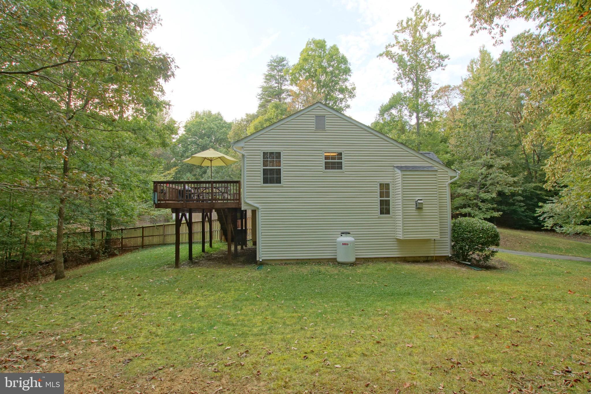 CARRIAGE CROSSING - Residential