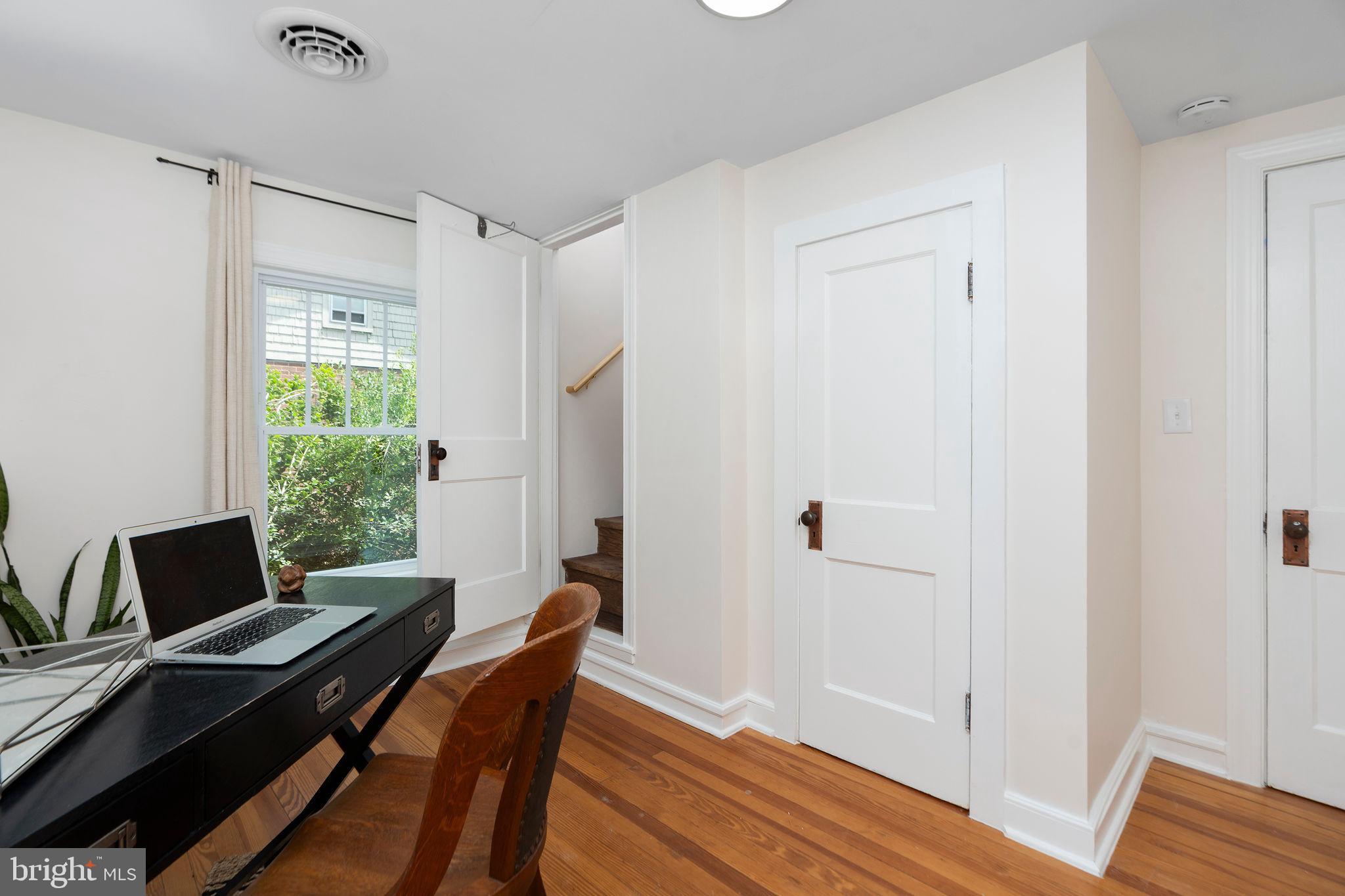 STAUNTON - Residential