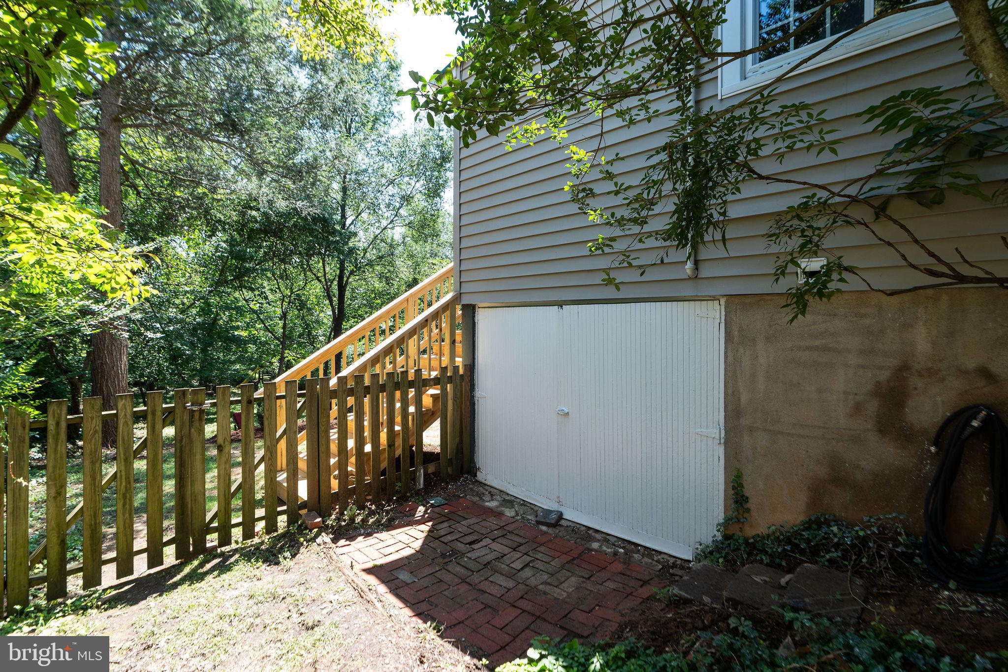 STAUNTON - Residential