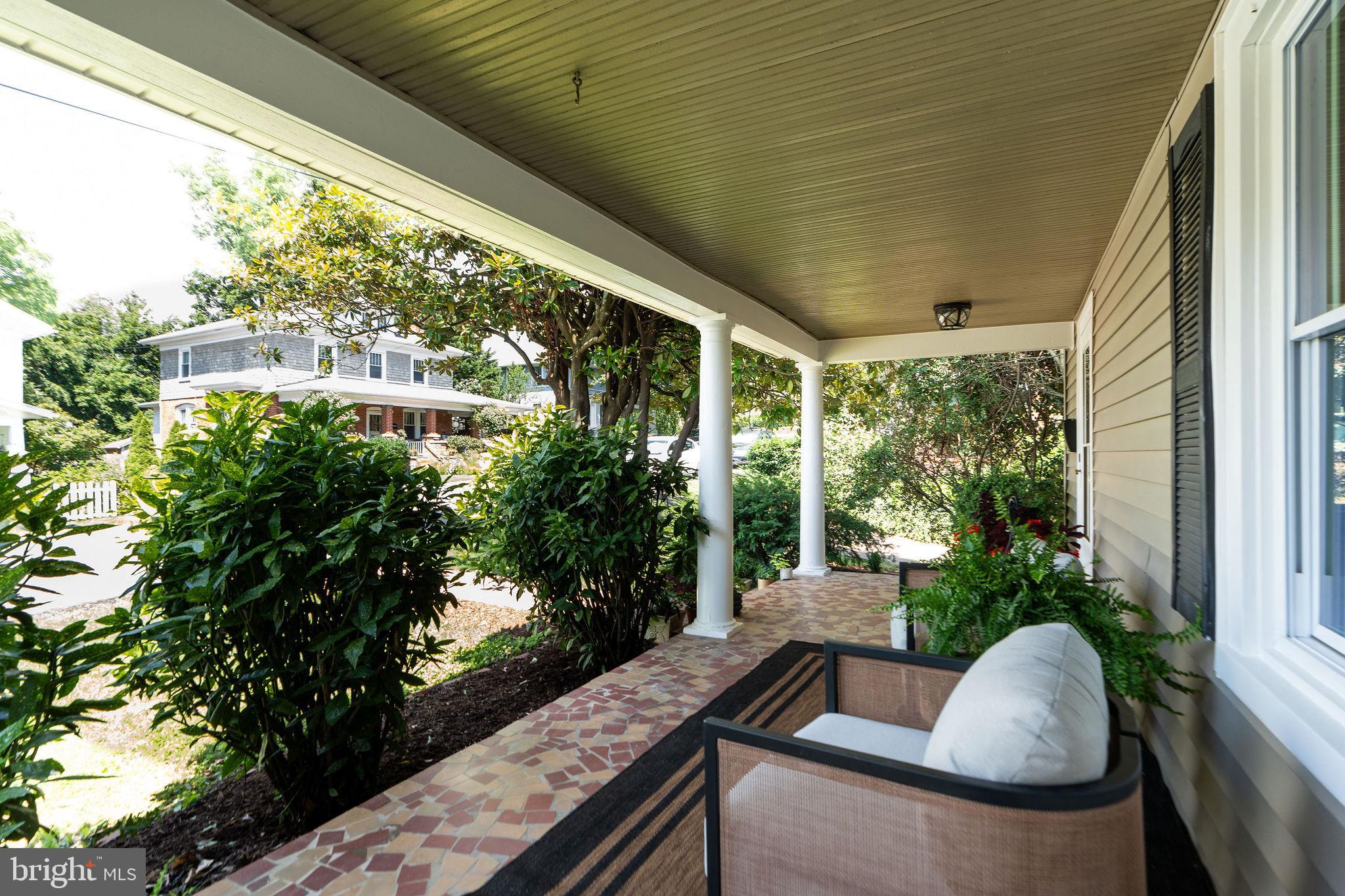 STAUNTON - Residential