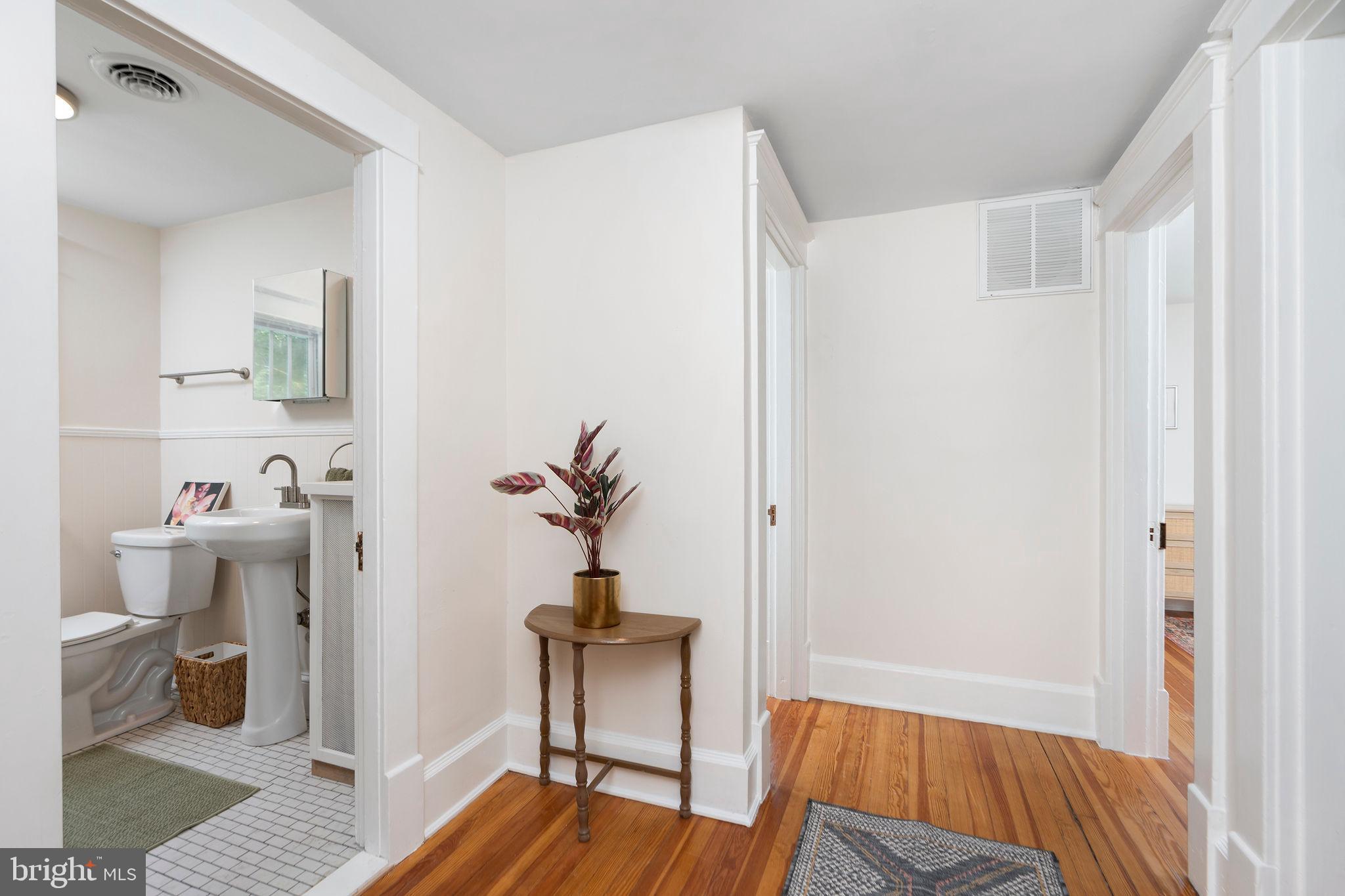 STAUNTON - Residential